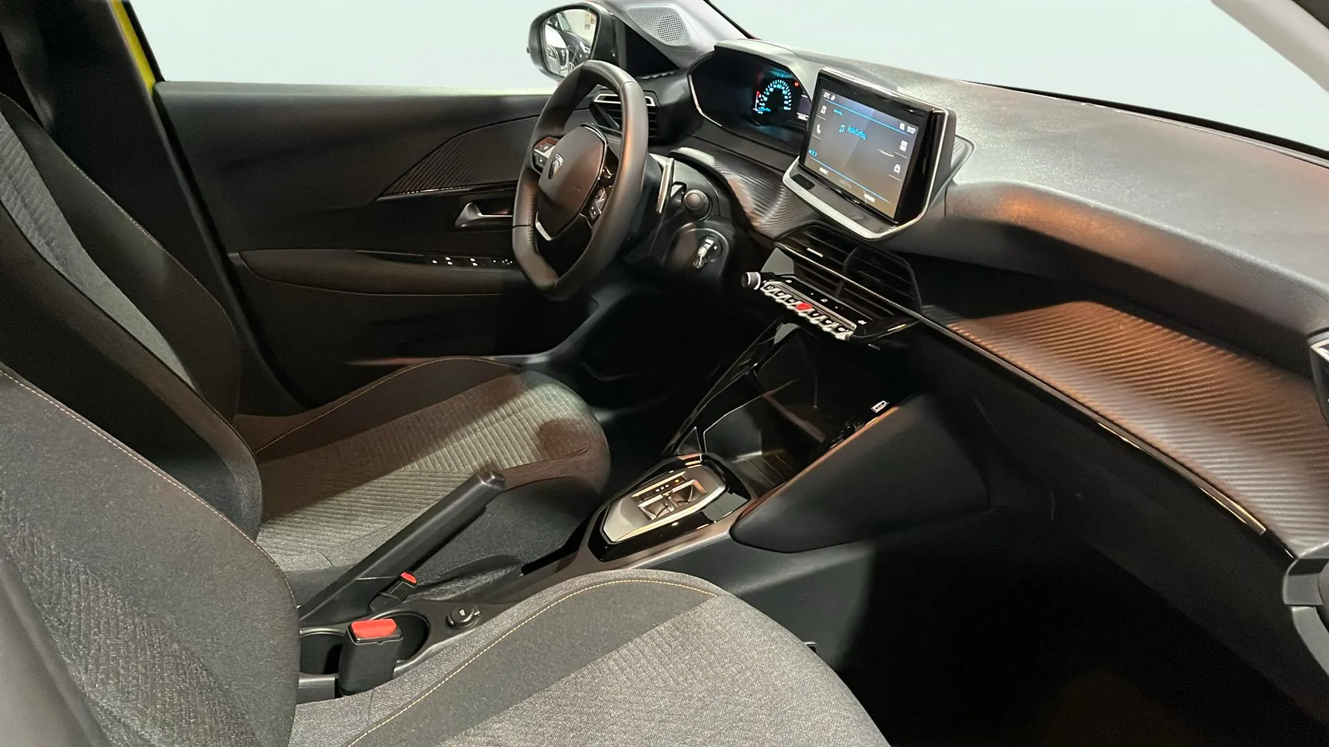 Peugeot 208 Style Hybrid 110 eDCS6 - foto 15