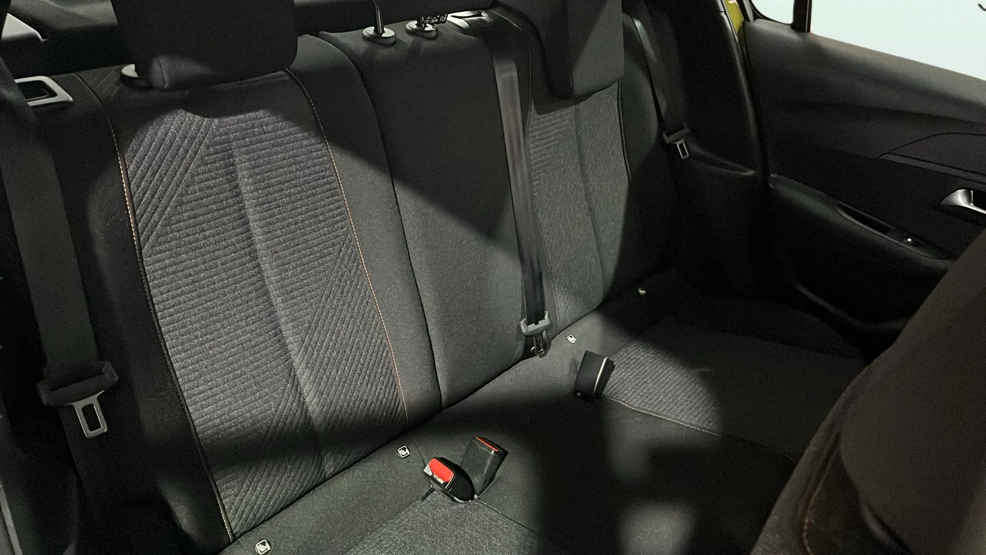 Peugeot 208 Style Hybrid 110 eDCS6 - foto 18