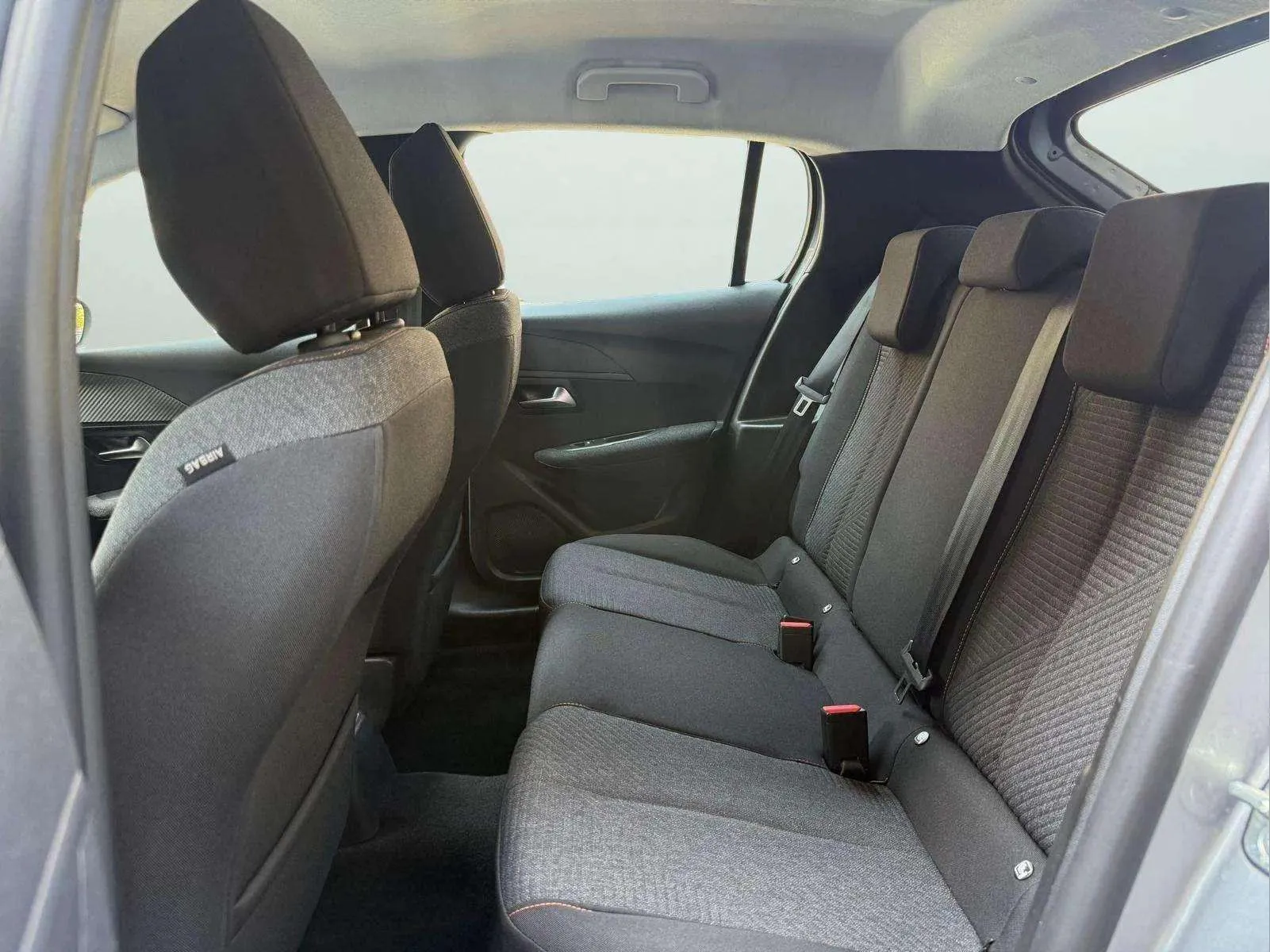 Peugeot 208 Style Hybrid 110 eDCS6 - foto 15
