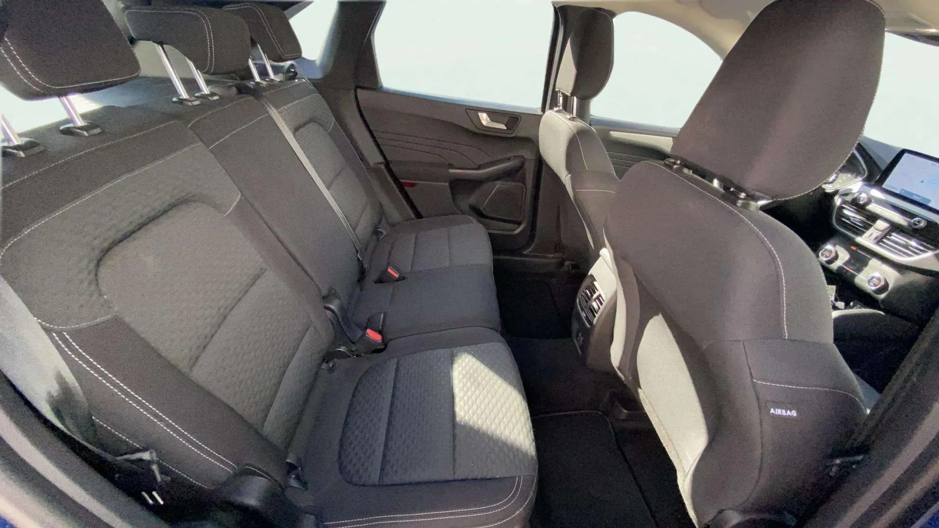 Ford Kuga Trend 1.5 EcoBlue - foto 14