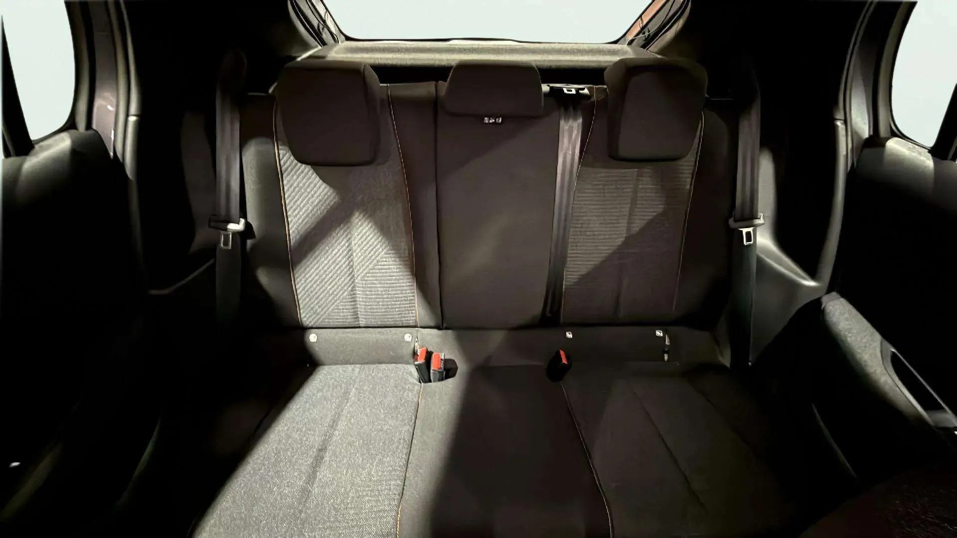Peugeot 208 Style Hybrid 110 eDCS6 - foto 16