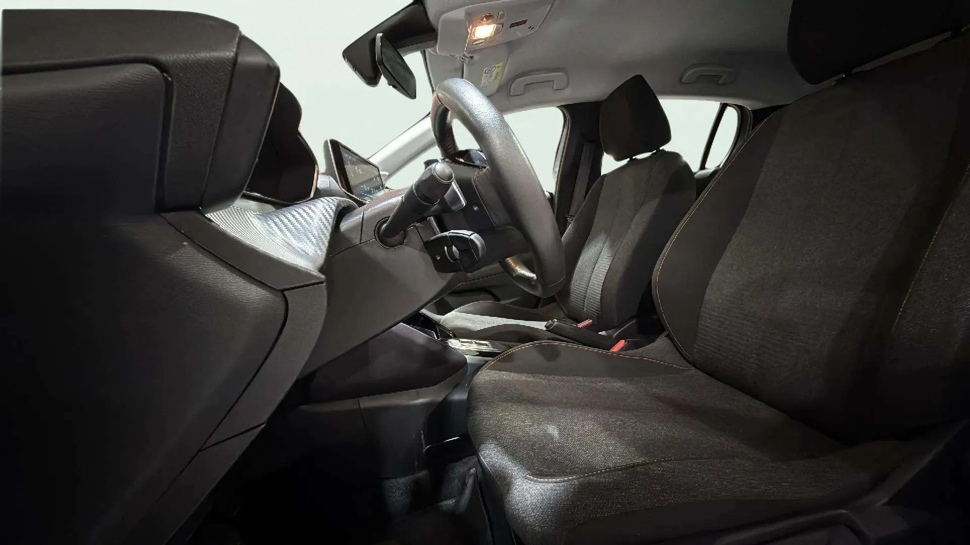 Peugeot 208 Style Hybrid 110 eDCS6 - foto 15