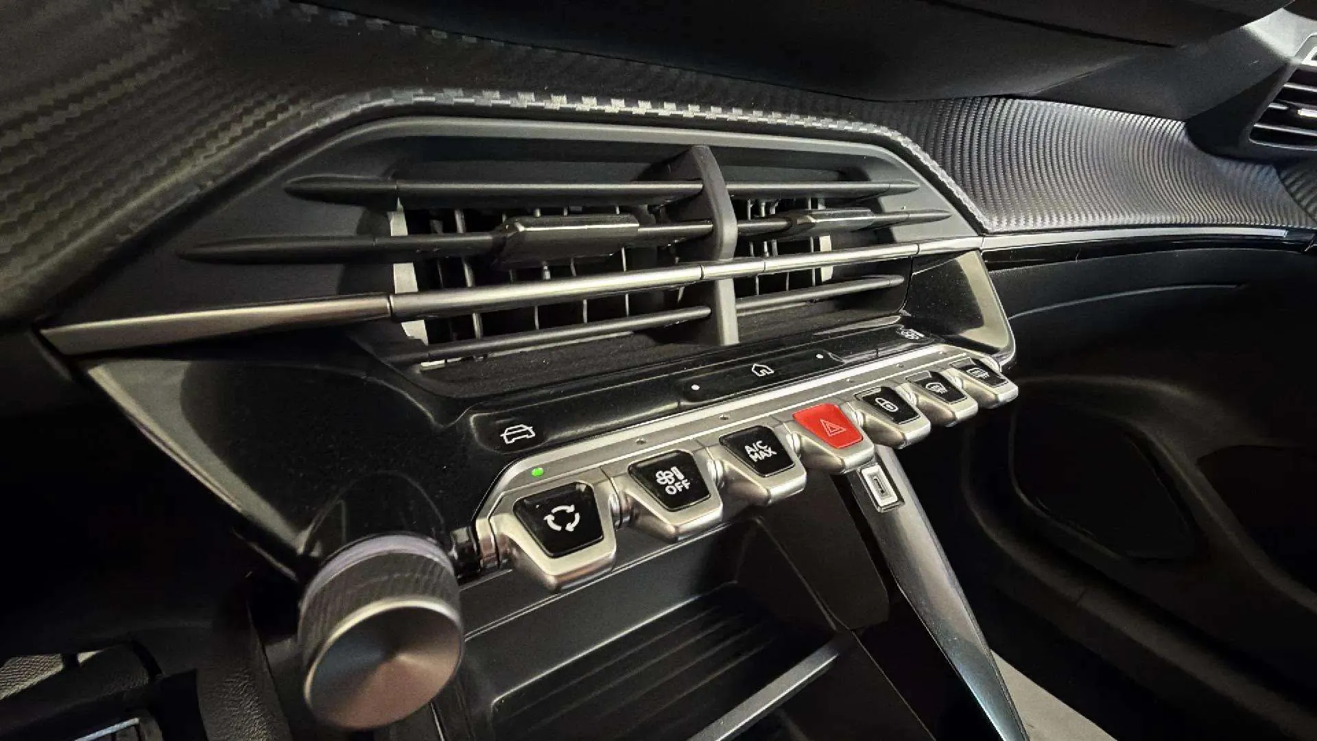 Peugeot 208 Style Hybrid 110 eDCS6 - foto 24