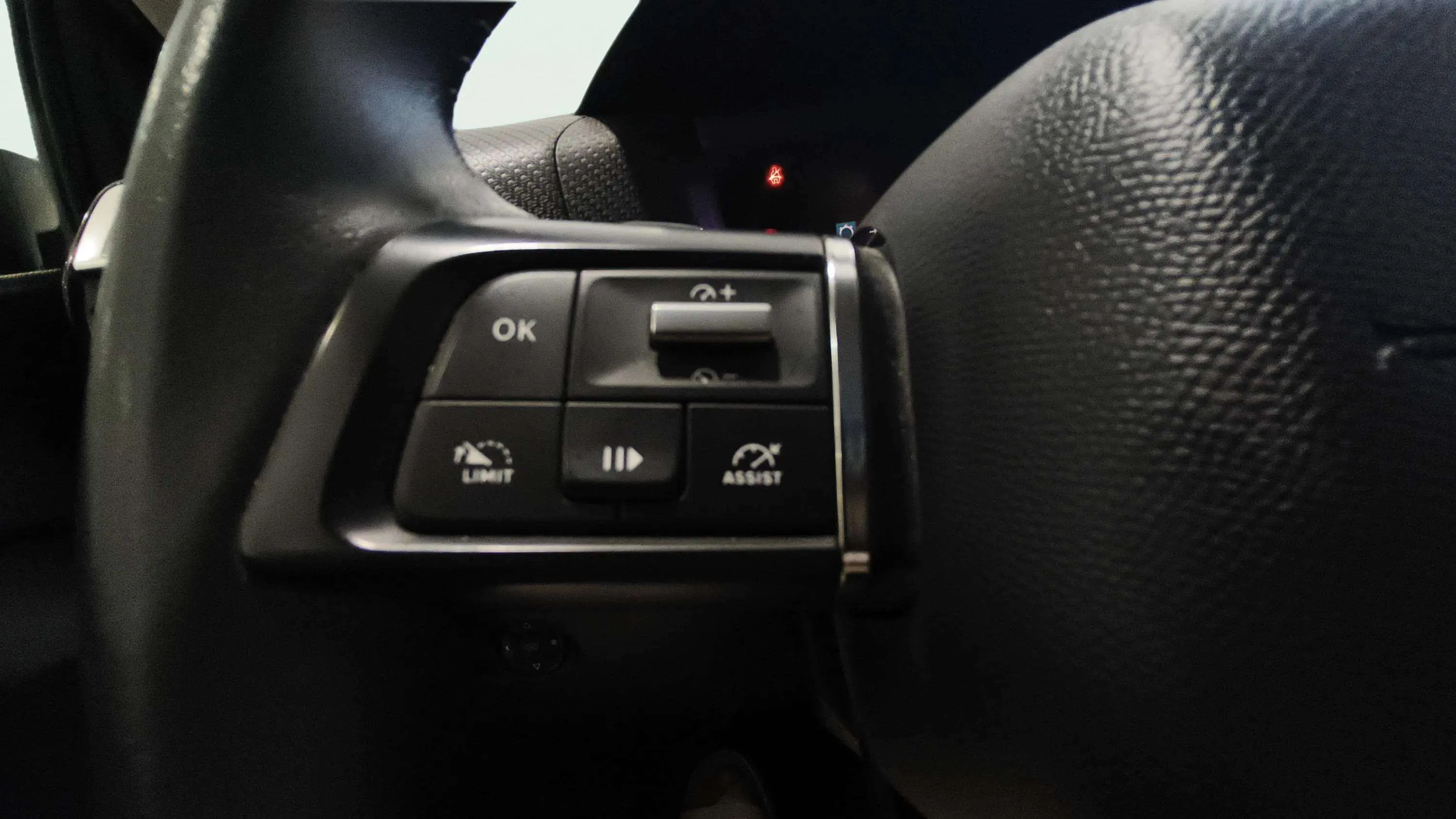 Citroën C4 BlueHDi 130 EAT8 Feel Pack - foto 15