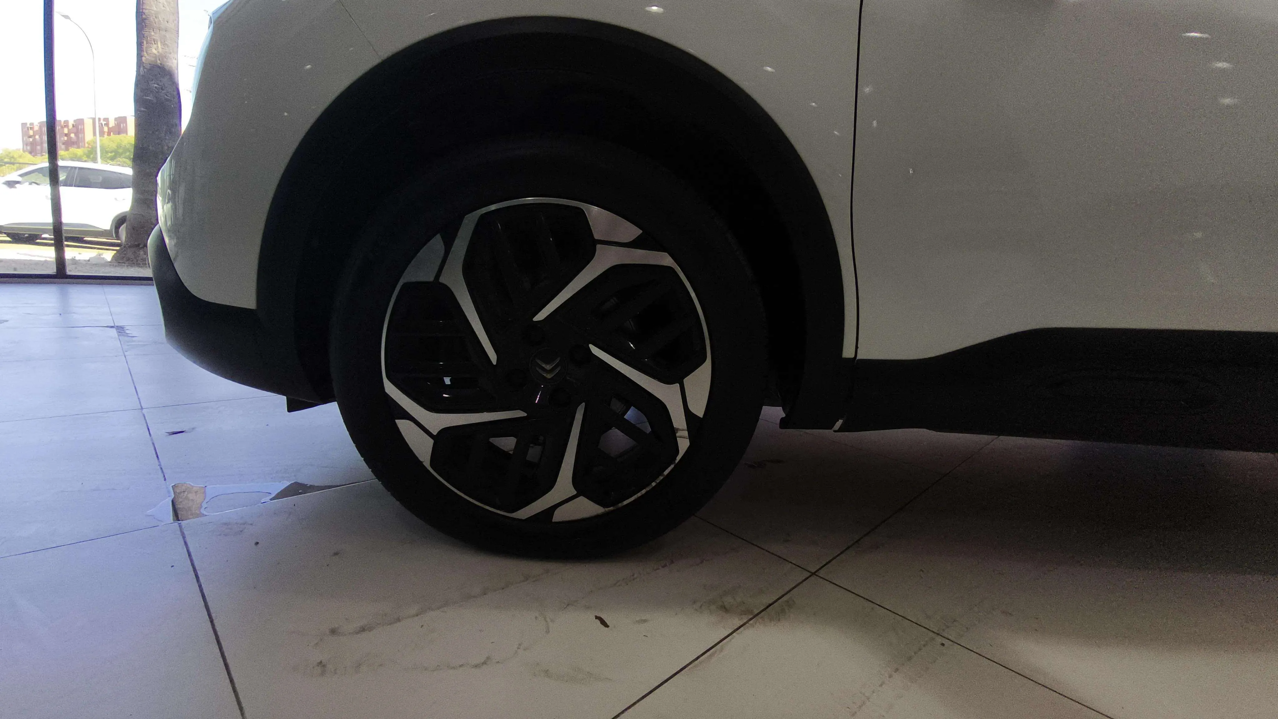 Citroën C4 BlueHDi 130 EAT8 Feel Pack - foto 14