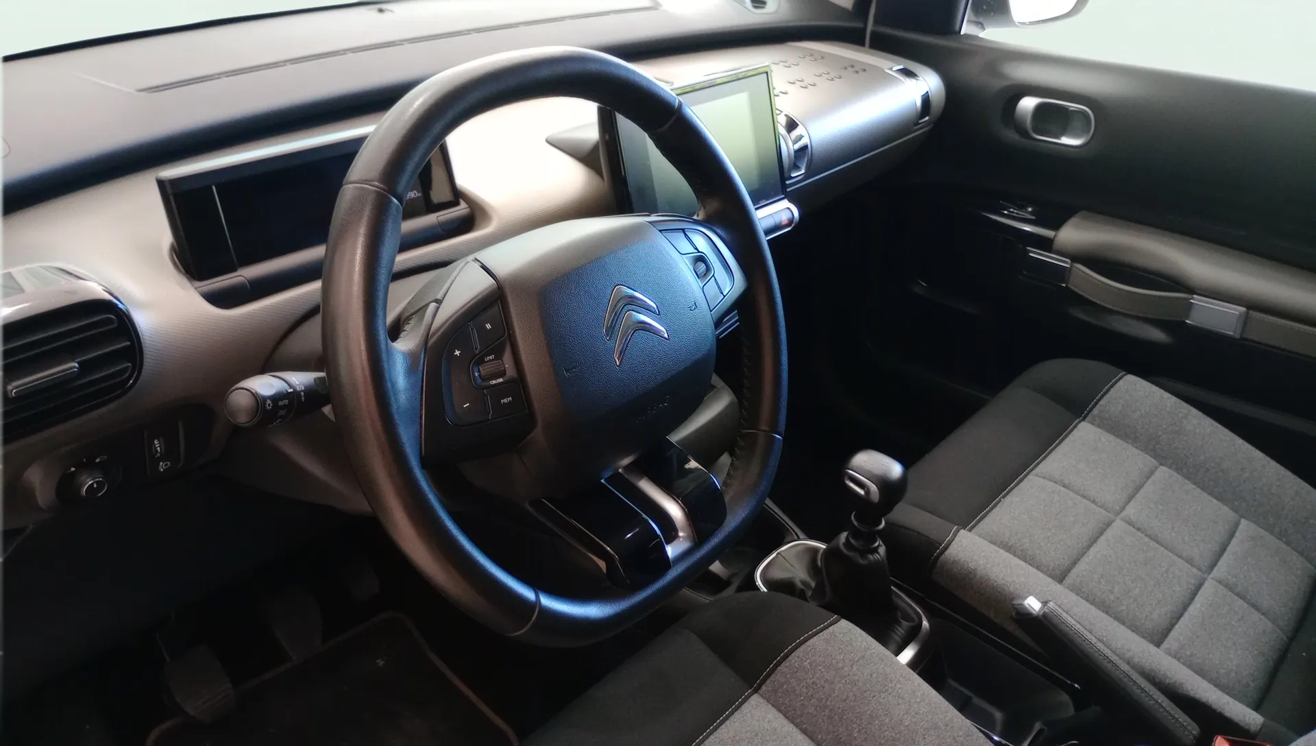Citroën C4 Cactus BlueHDi 100 Live - foto 7