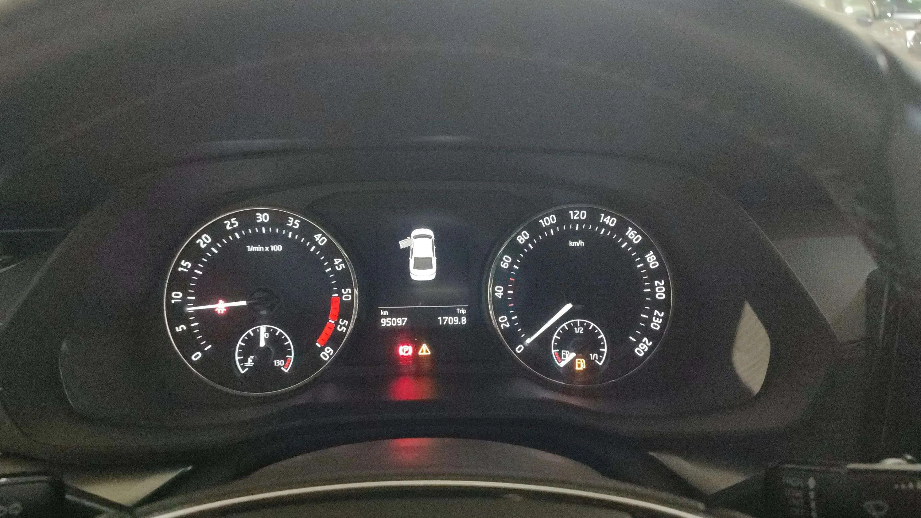 Škoda Octavia 2.0 TDI Active - foto 8