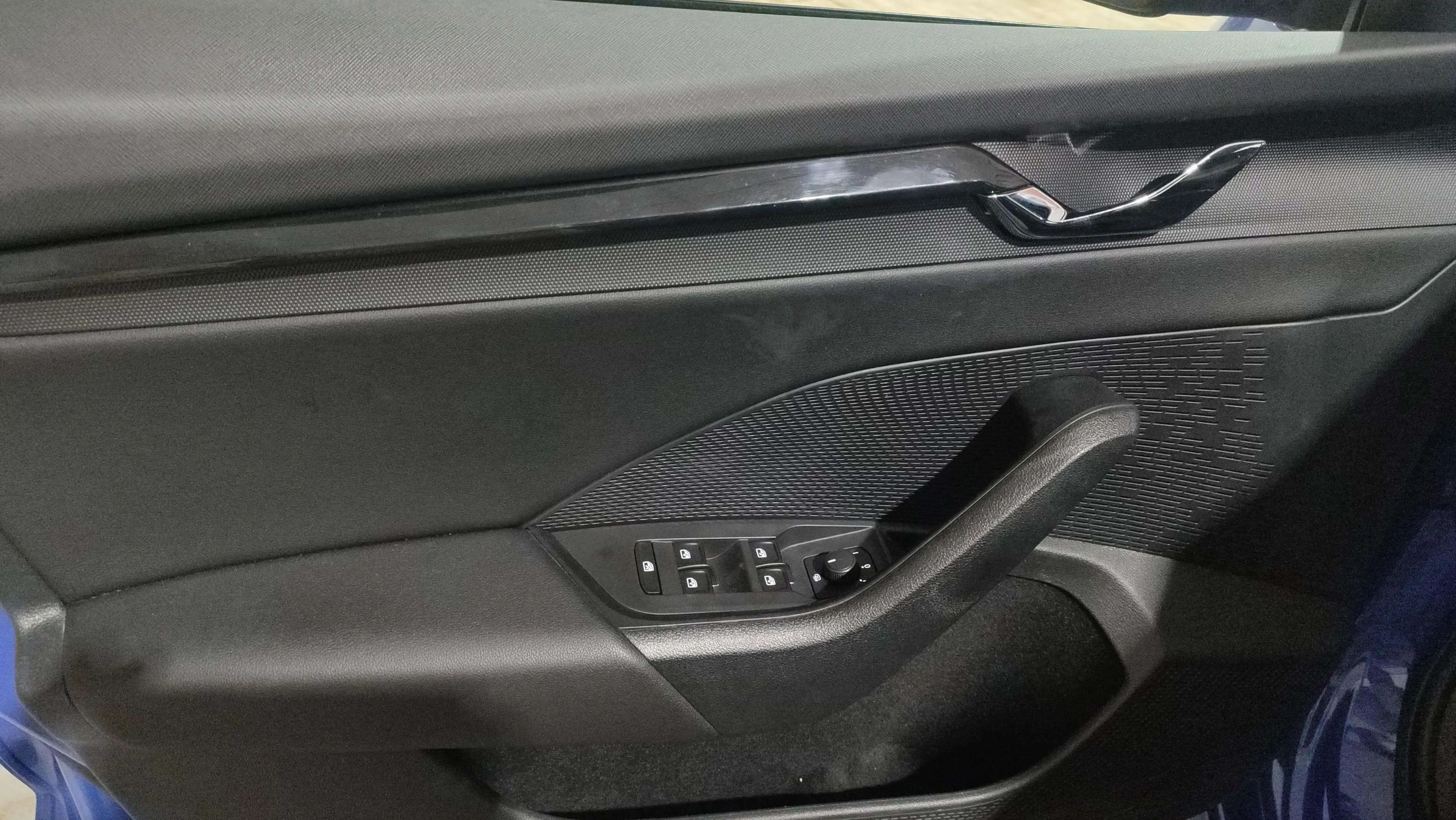 Škoda Octavia 2.0 TDI Active - foto 6