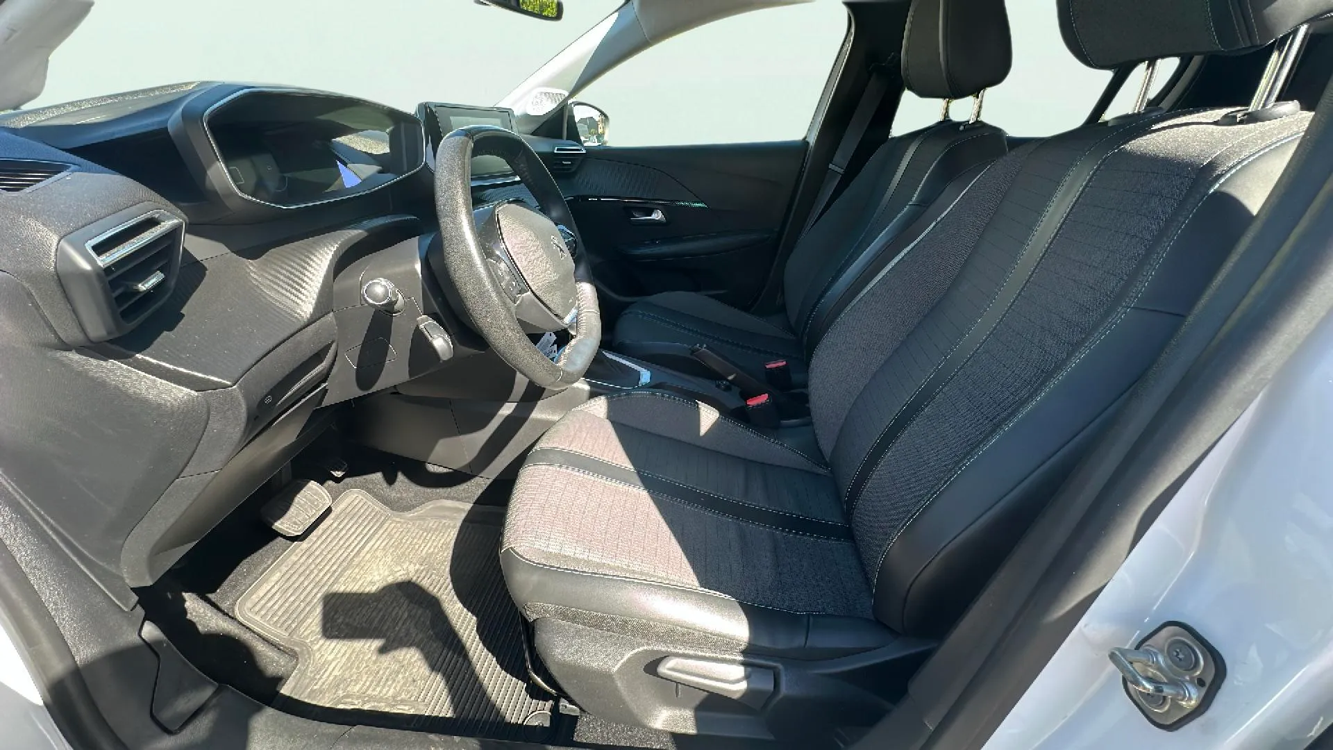 Peugeot 208 PureTech EAT8 Allure Pack - foto 15
