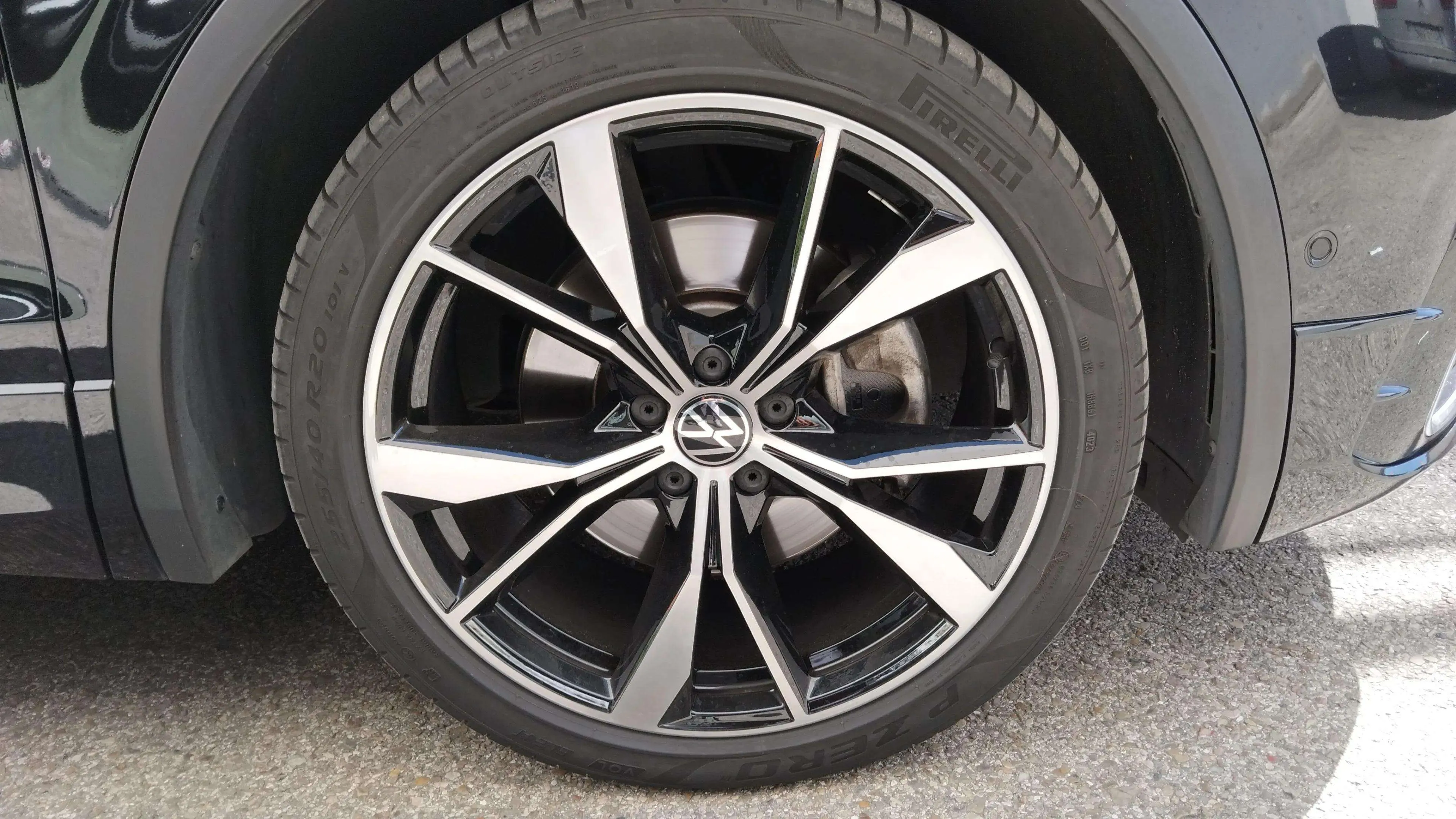 Volkswagen Tiguan R-Line 2.0 TDI DSG - foto 21