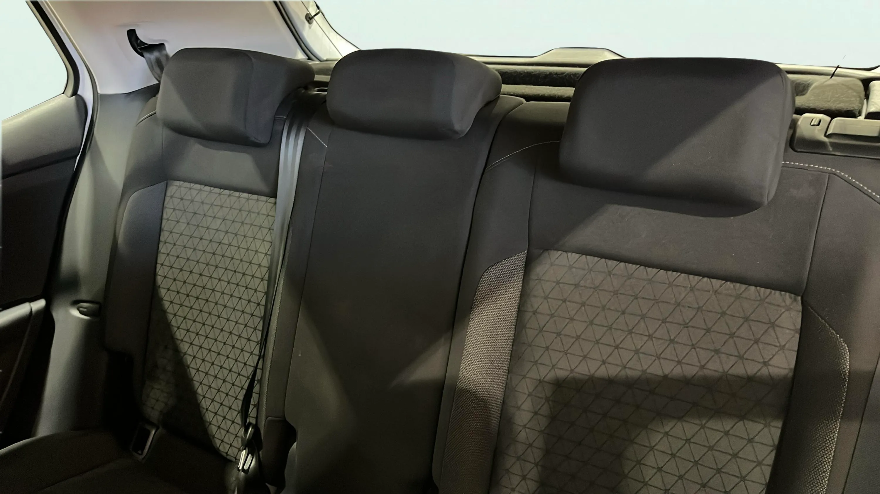 Volkswagen T-Cross Advance 1.0 TSI - foto 11