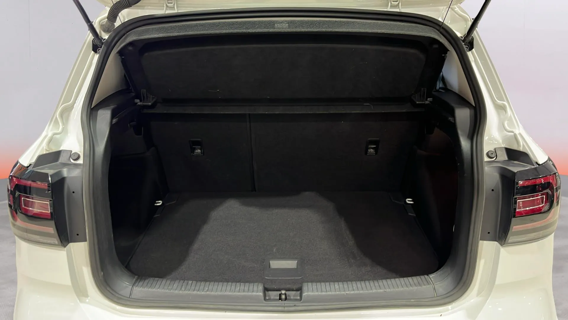 Volkswagen T-Cross Advance 1.0 TSI - foto 9