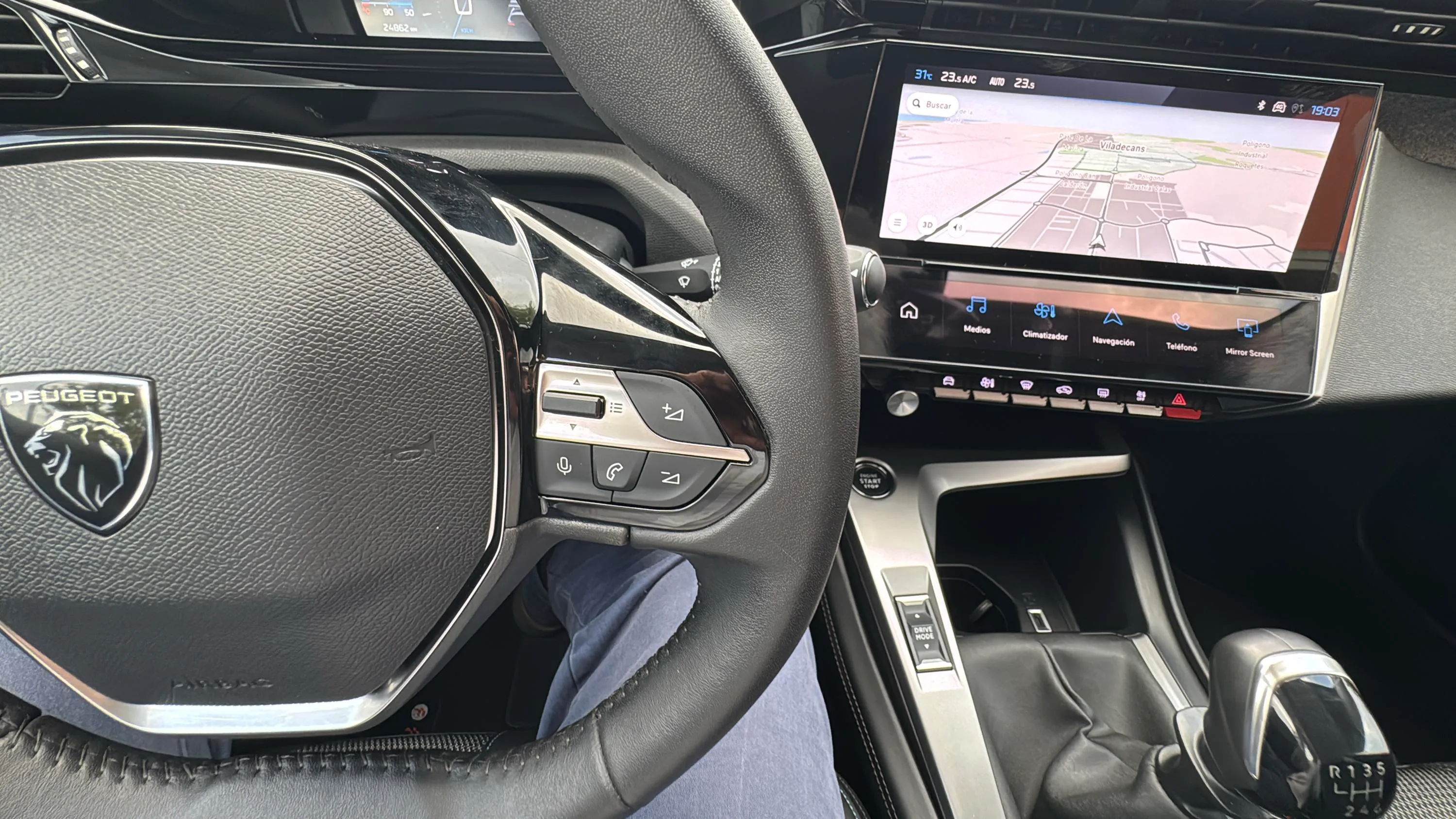 Peugeot 308 Allure PureTech 130 - foto 18