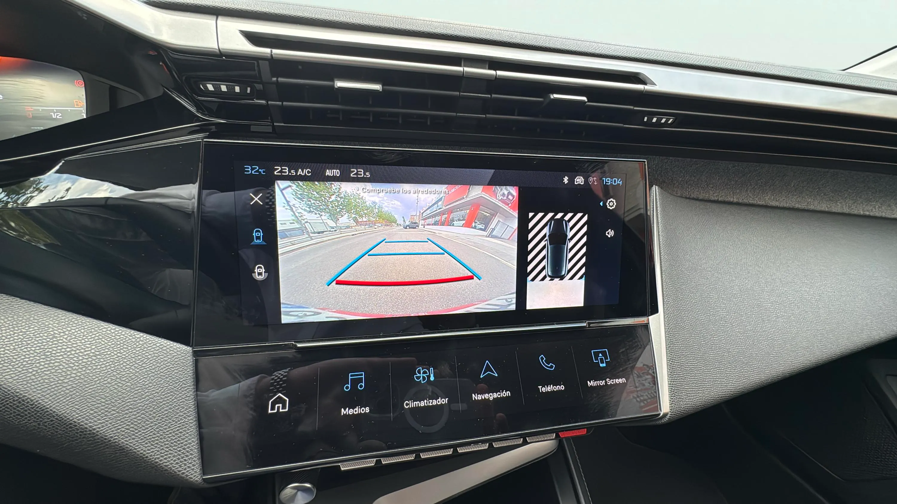 Peugeot 308 Allure PureTech 130 - foto 19