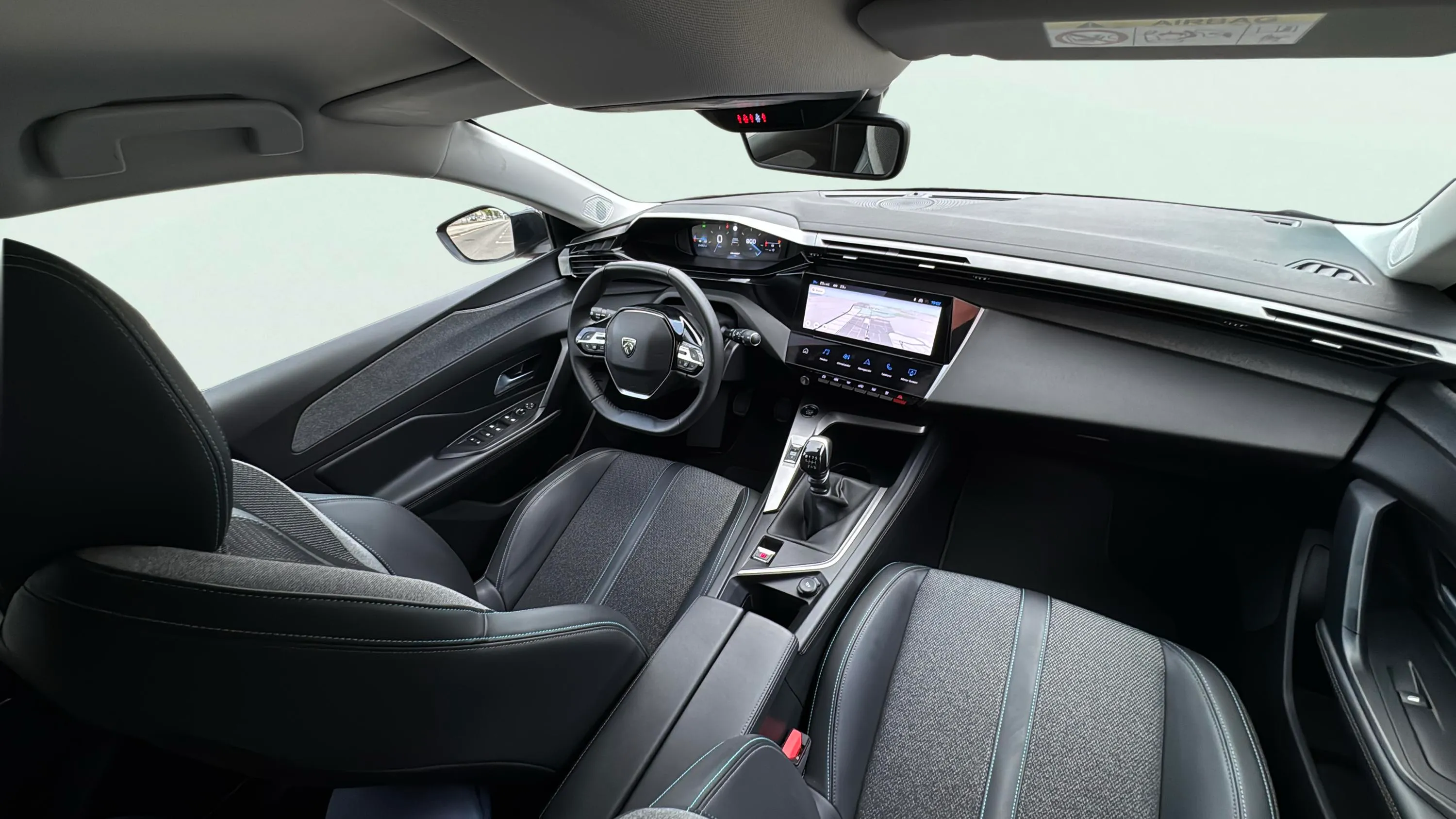 Peugeot 308 Allure PureTech 130 - foto 11