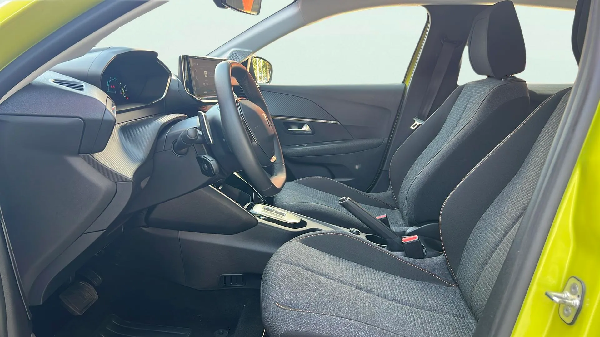 Peugeot 208 Style Hybrid 110 eDCS6 - foto 15