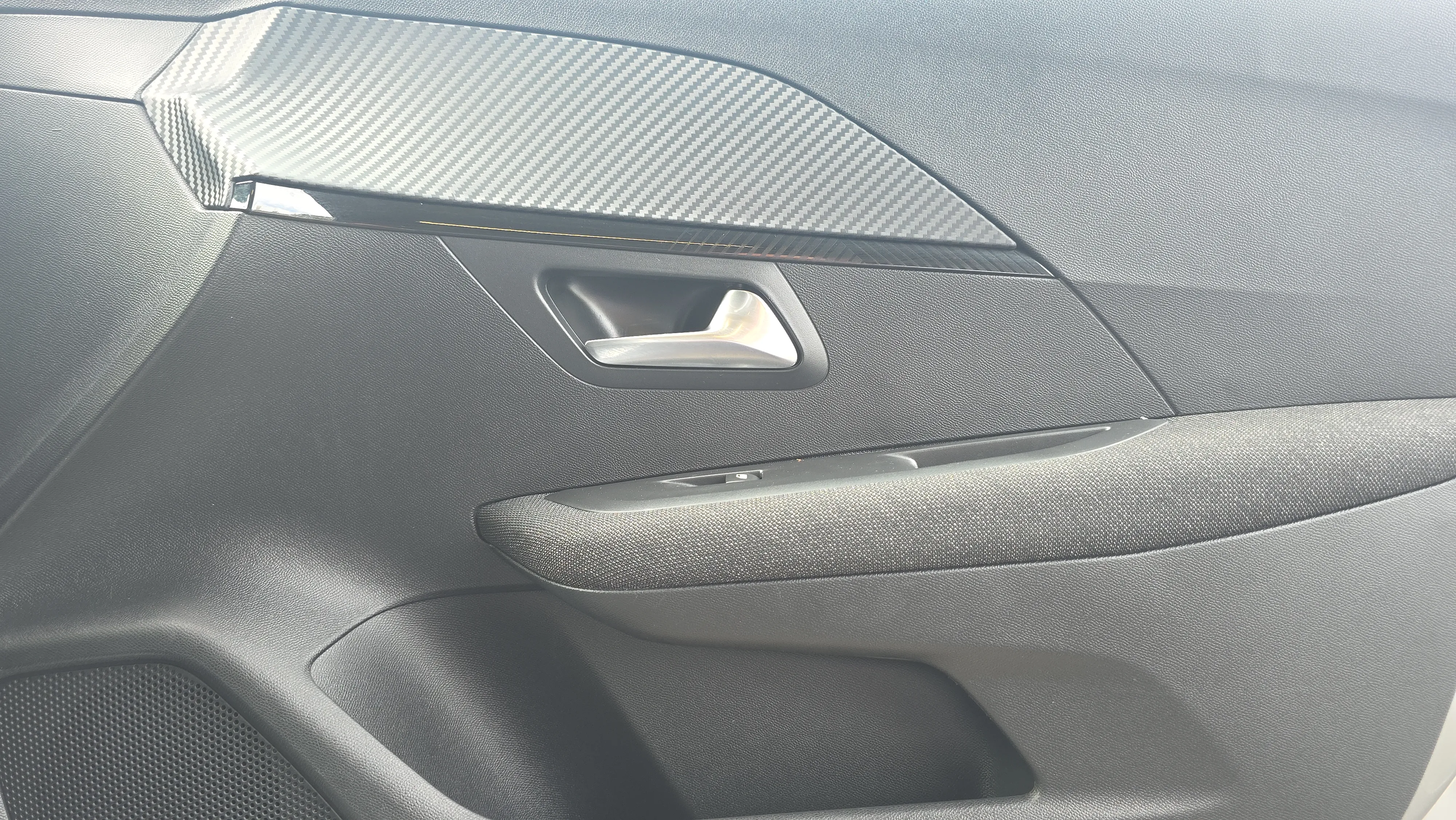 Peugeot 208 Style Hybrid 110 eDCS6 - foto 21