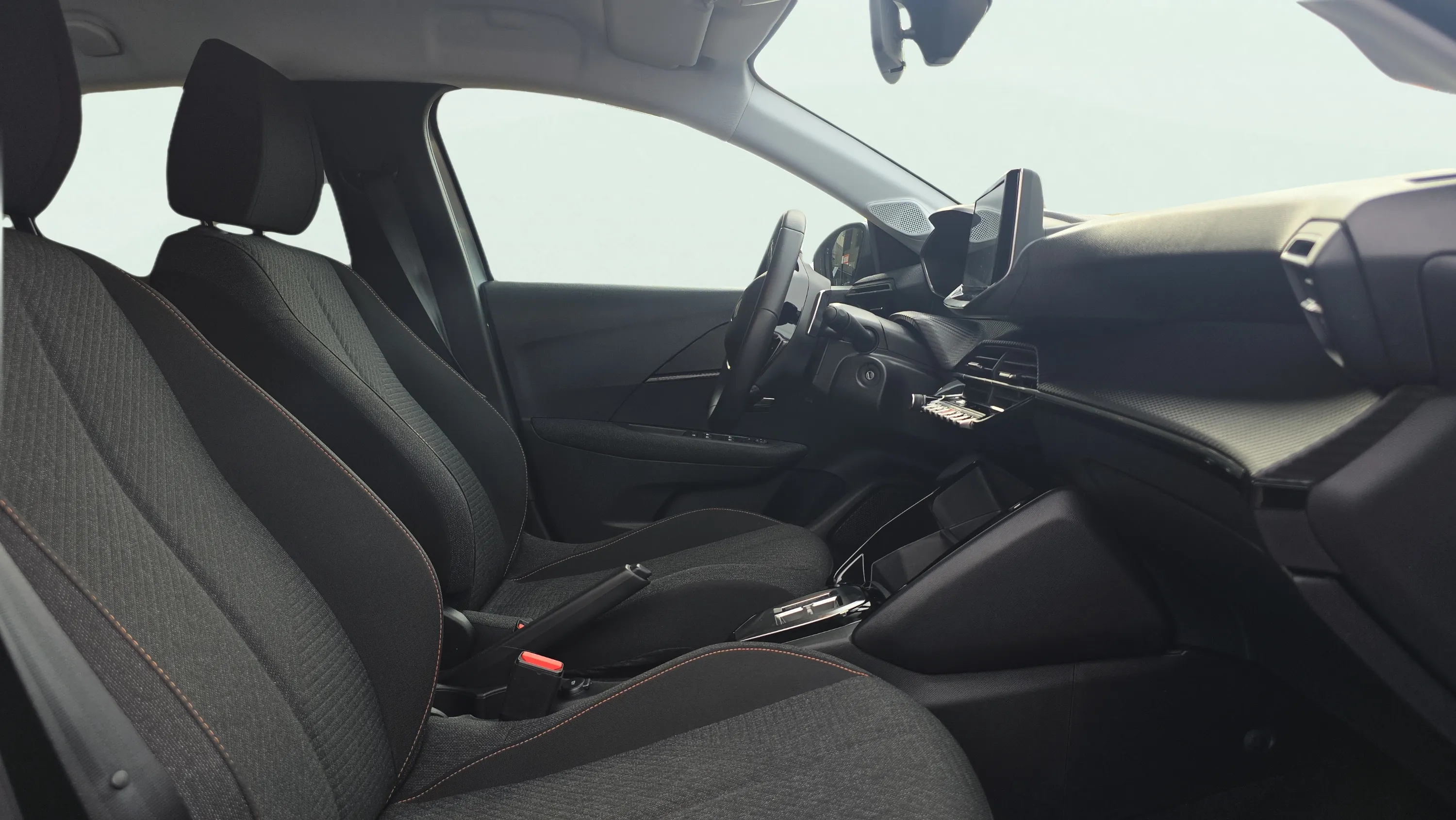 Peugeot 208 Style Hybrid 110 eDCS6 - foto 18