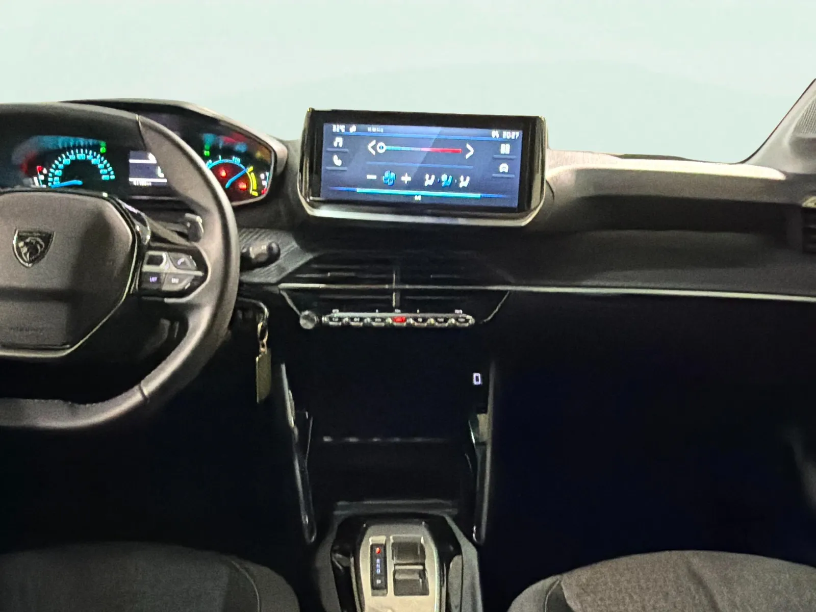 Peugeot 208 Style Hybrid 110 eDCS6 - foto 11
