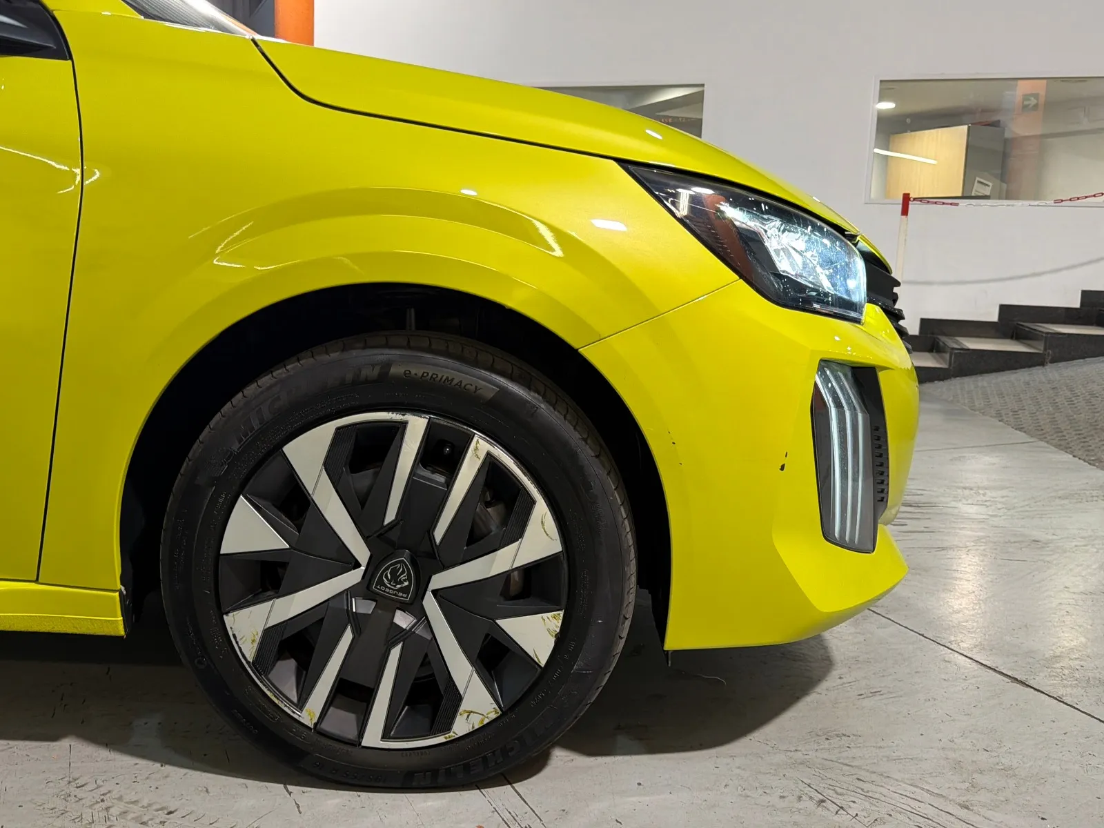 Peugeot 208 Style Hybrid 110 eDCS6 - foto 19