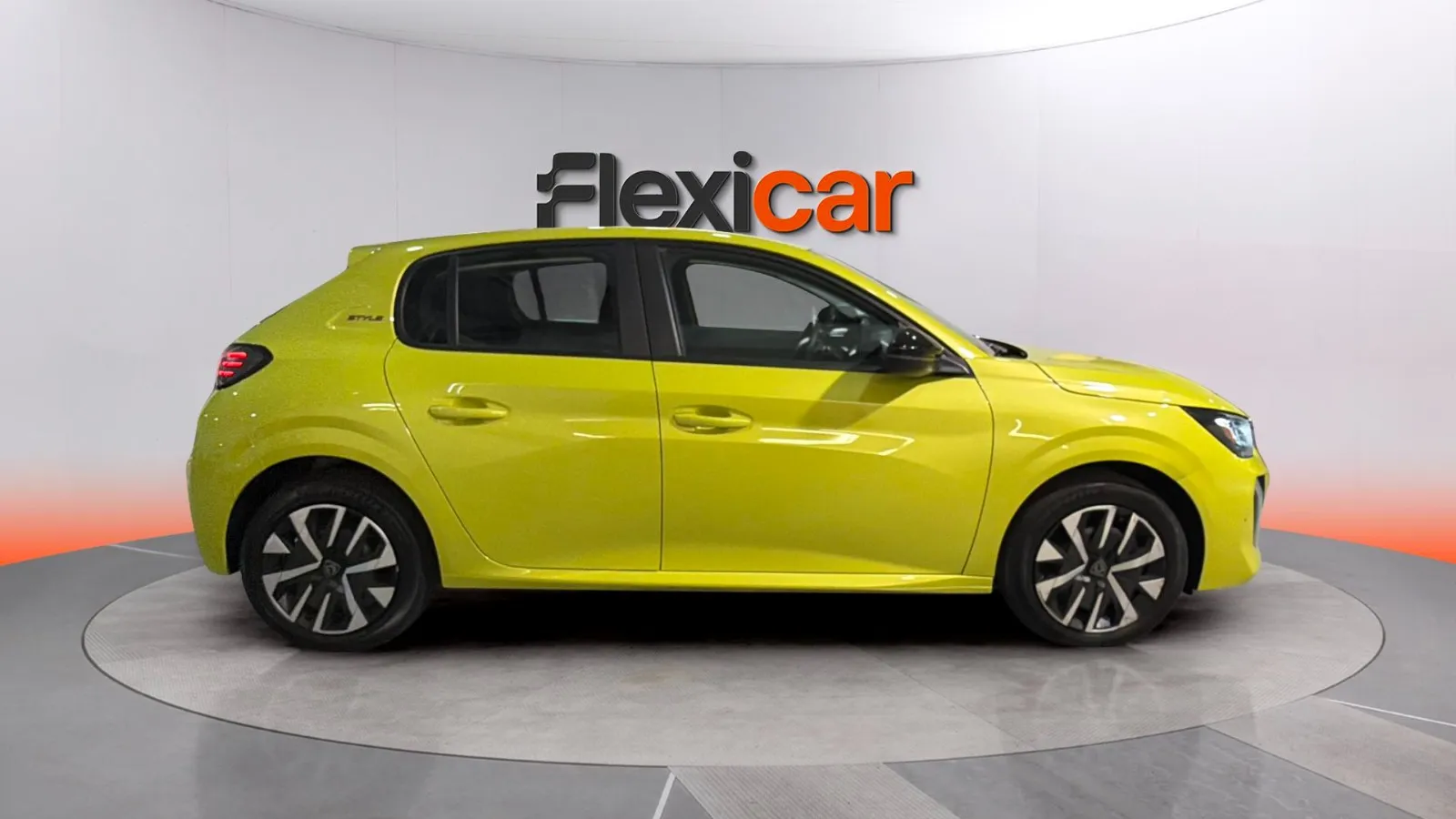 Peugeot 208 Style Hybrid 110 eDCS6 - foto 2