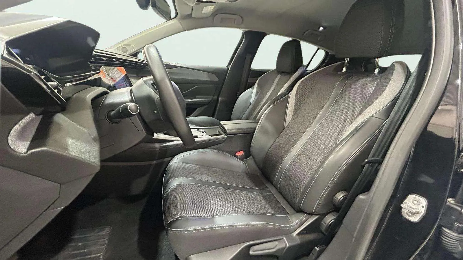 Peugeot 308 Allure PureTech 130 - foto 13