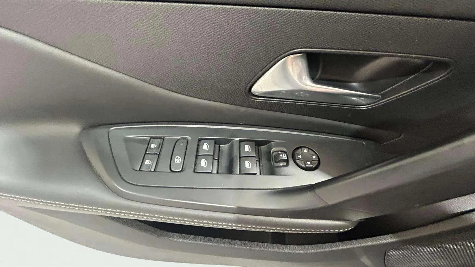 Peugeot 308 Allure PureTech 130 - foto 29
