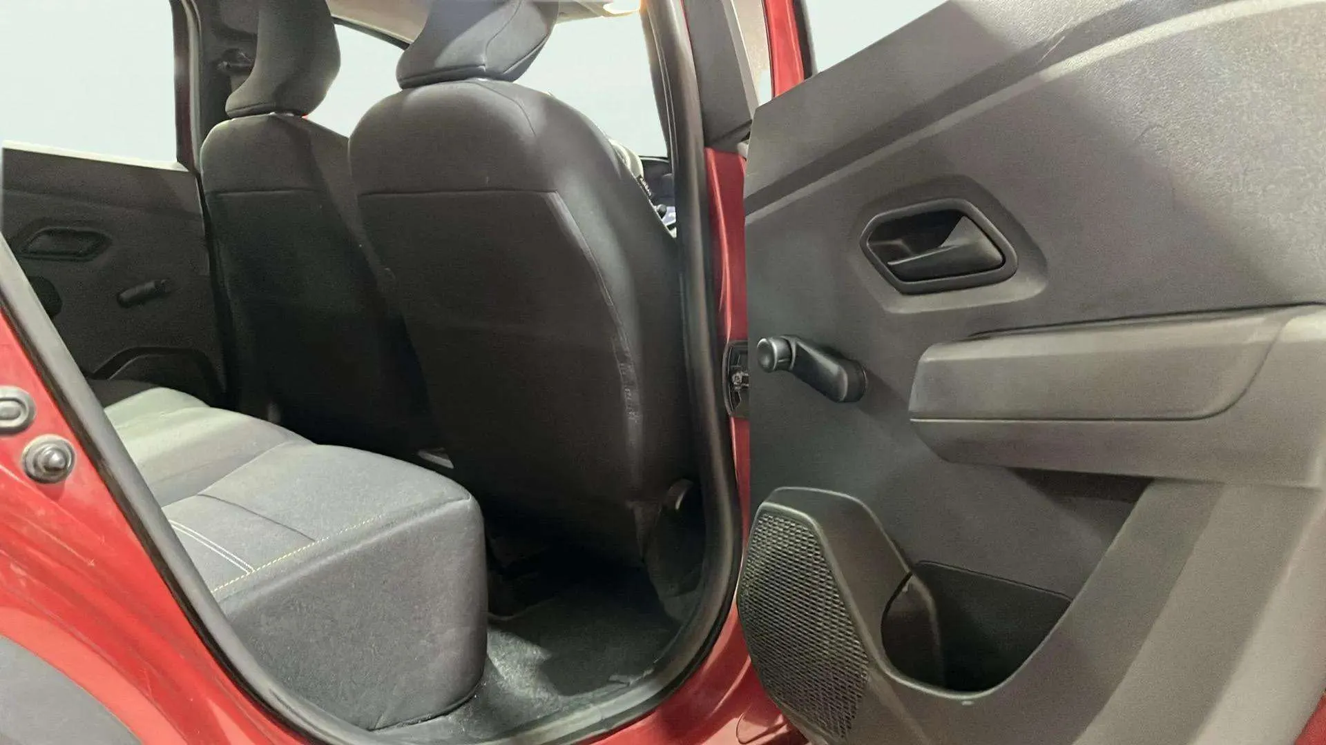 Dacia Sandero Stepway Comfort TCe - foto 14