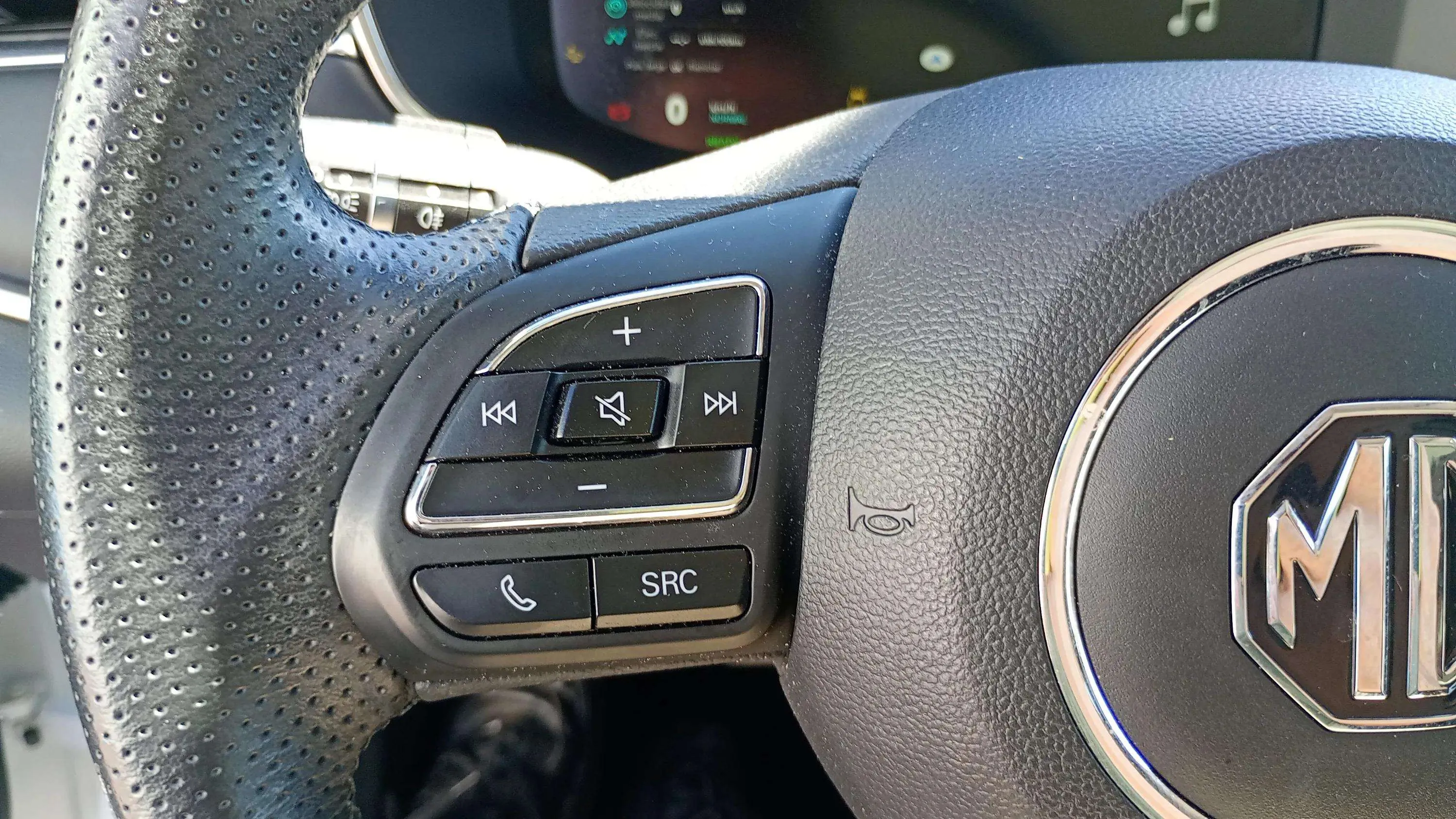 MG Marvel R 70kWh Luxury - foto 15