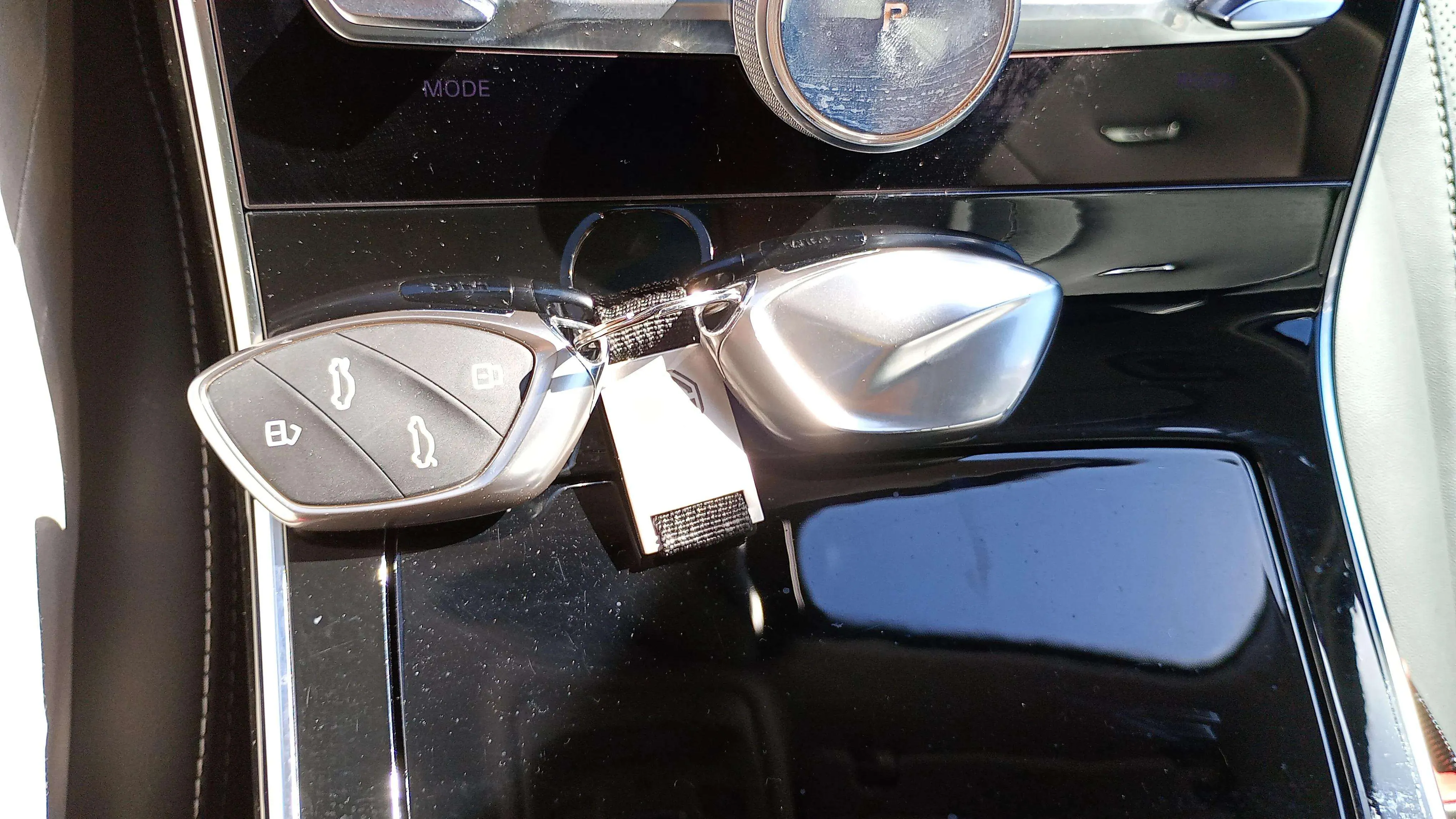 MG Marvel R 70kWh Luxury - foto 20