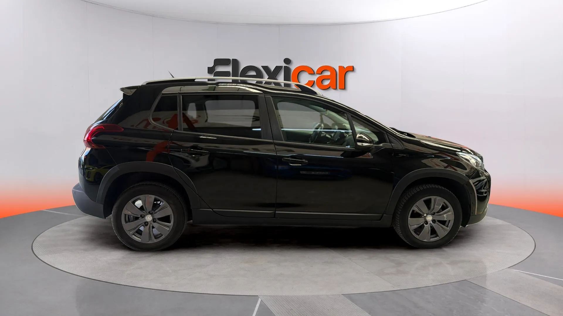 Peugeot 2008 Active BlueHDi 100 BVM6 - foto 5
