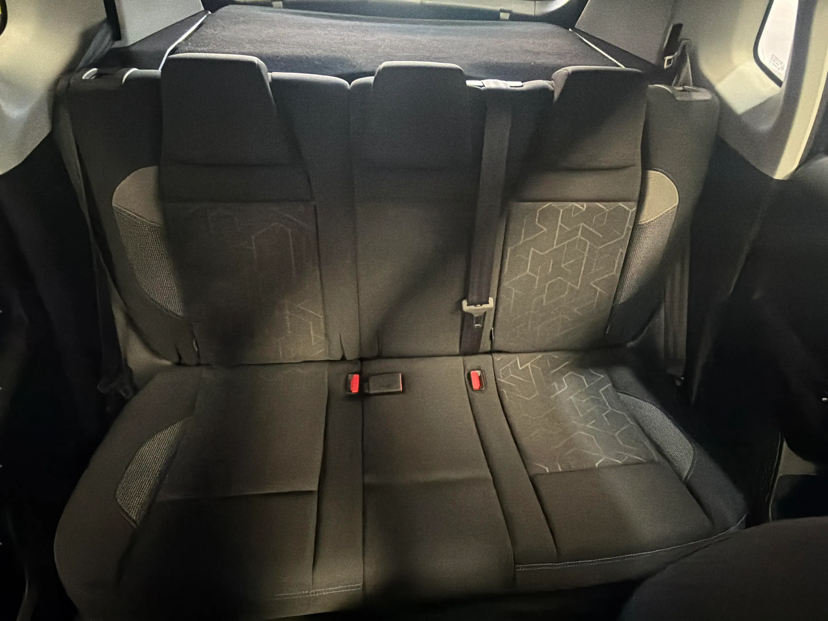 Peugeot 2008 Active BlueHDi 100 BVM6 - foto 15