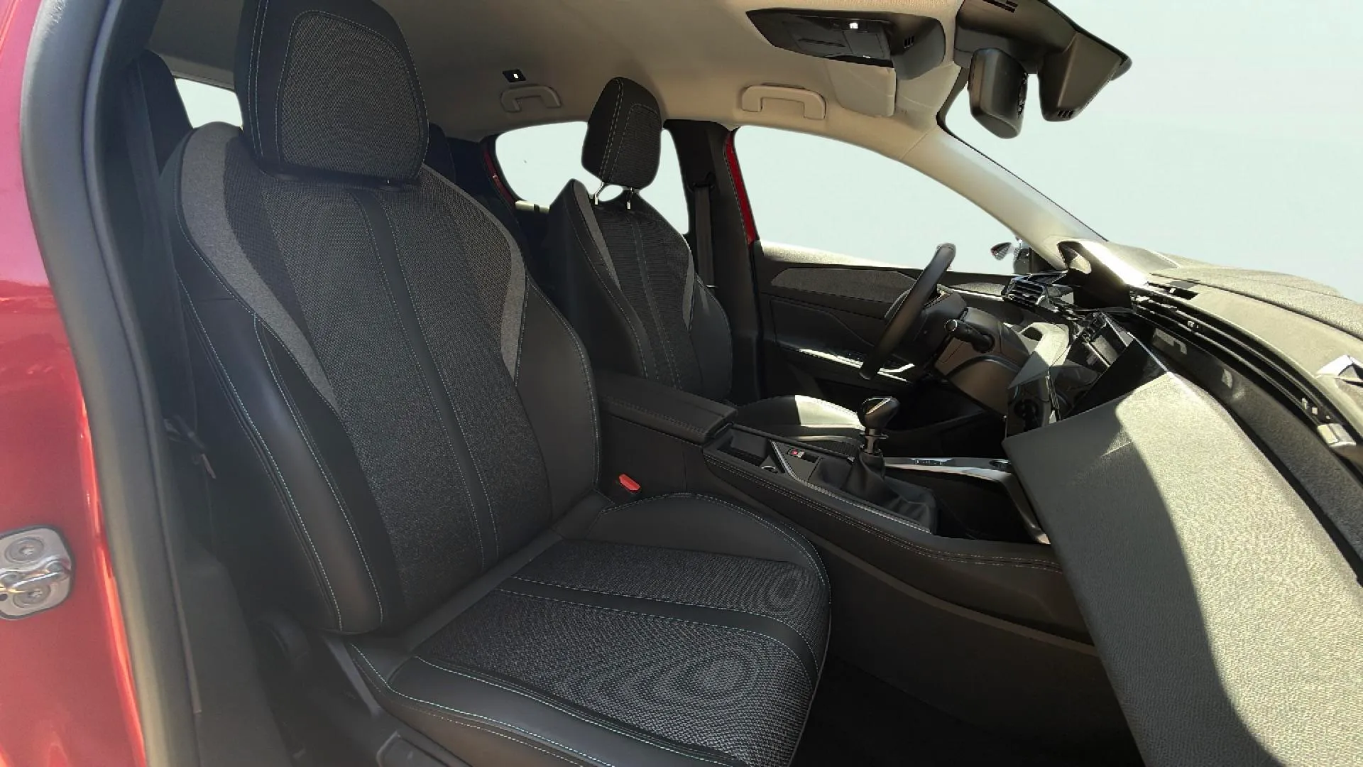 Peugeot 308 Allure PureTech 130 - foto 13