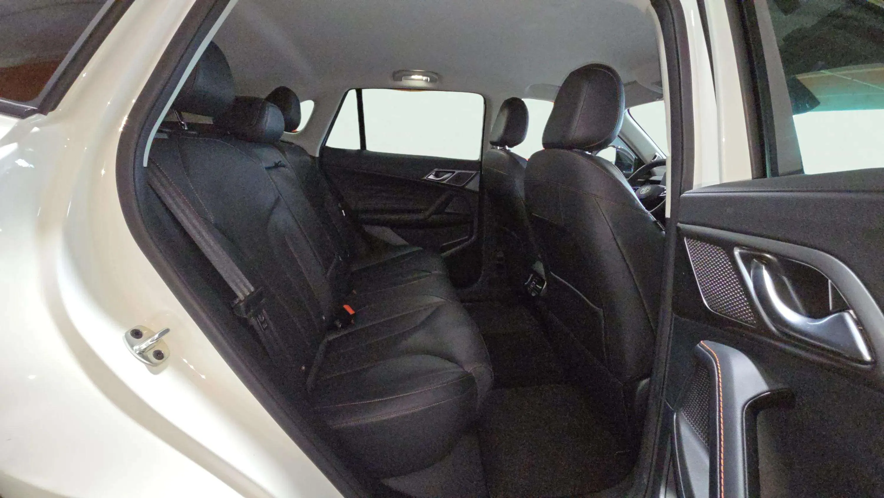 MG HS 1.5T-GDI PHEV Luxury - foto 14