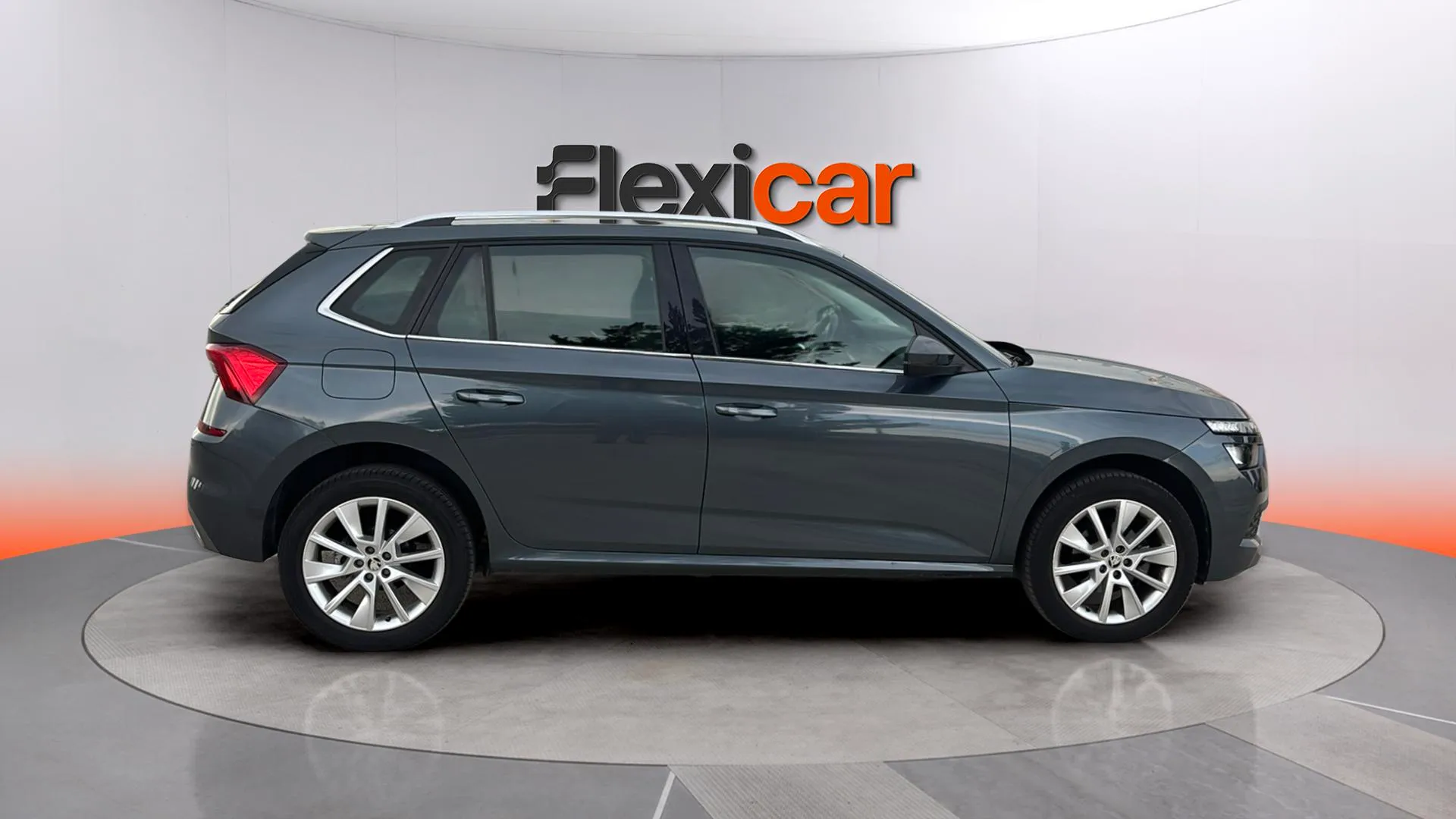 Škoda Kamiq 1.0 TSI Ambition - foto 8