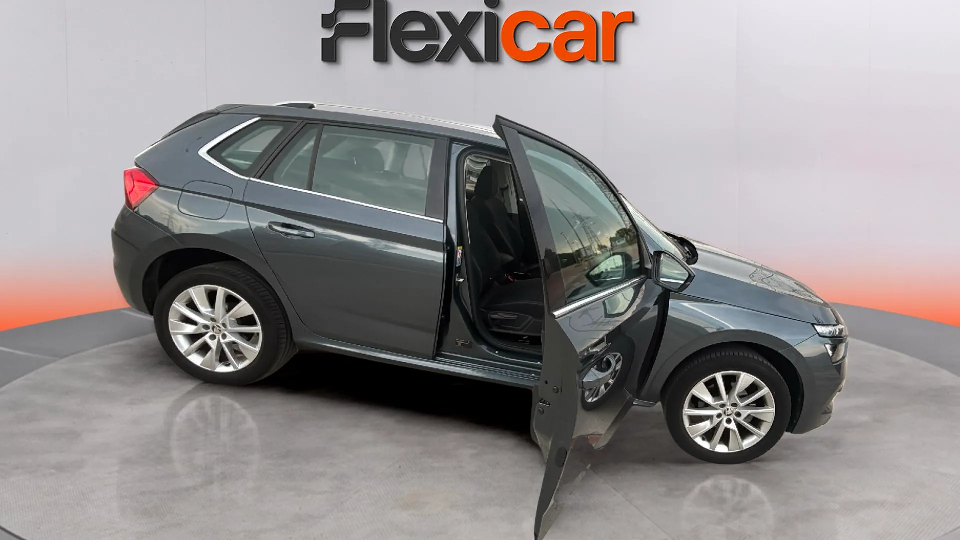 Škoda Kamiq 1.0 TSI Ambition - foto 12