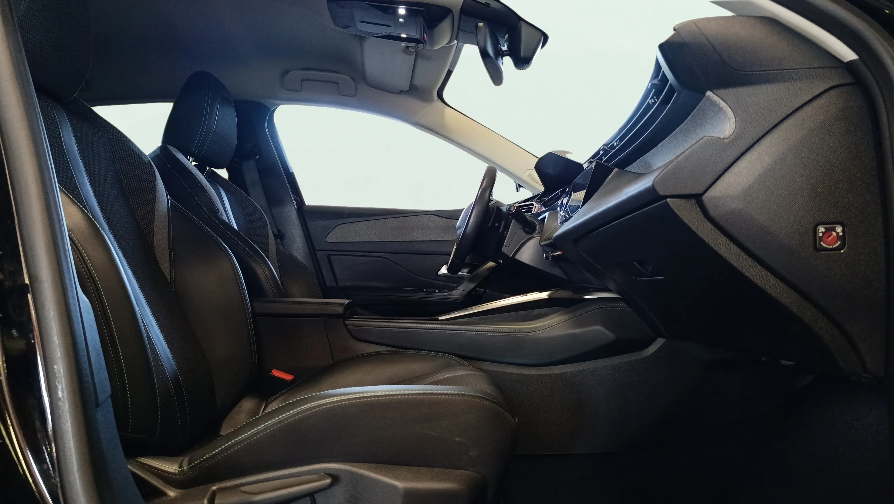 Peugeot 308 Allure BlueHDi 130 EAT8 - foto 34