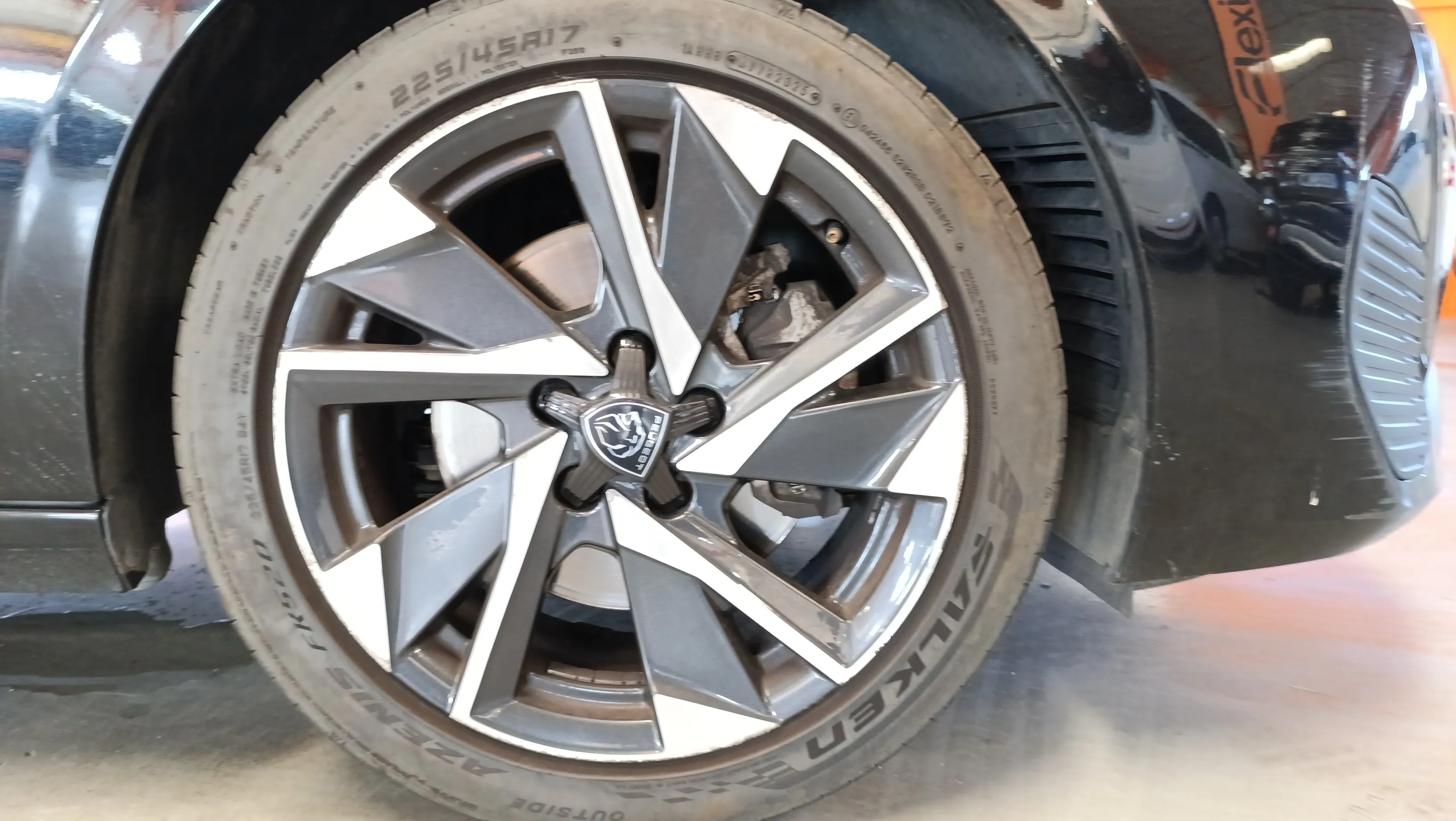 Peugeot 308 Allure BlueHDi 130 EAT8 - foto 41