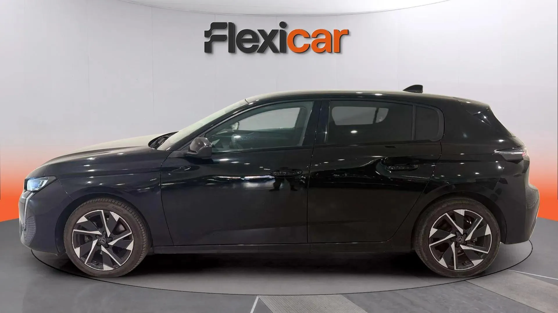 Peugeot 308 Allure BlueHDi 130 EAT8 - foto 3