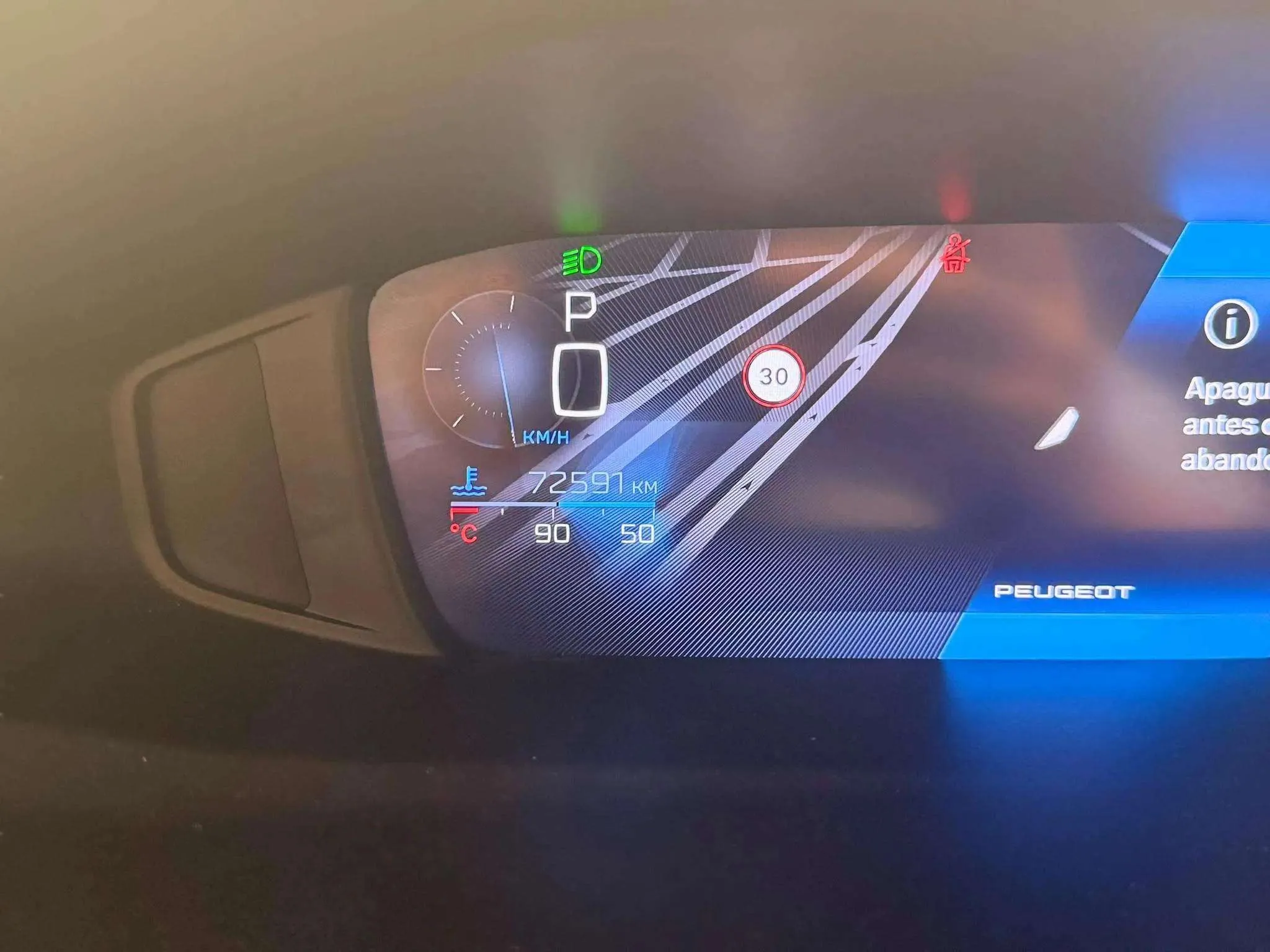 Peugeot 308 Allure BlueHDi 130 EAT8 - foto 16