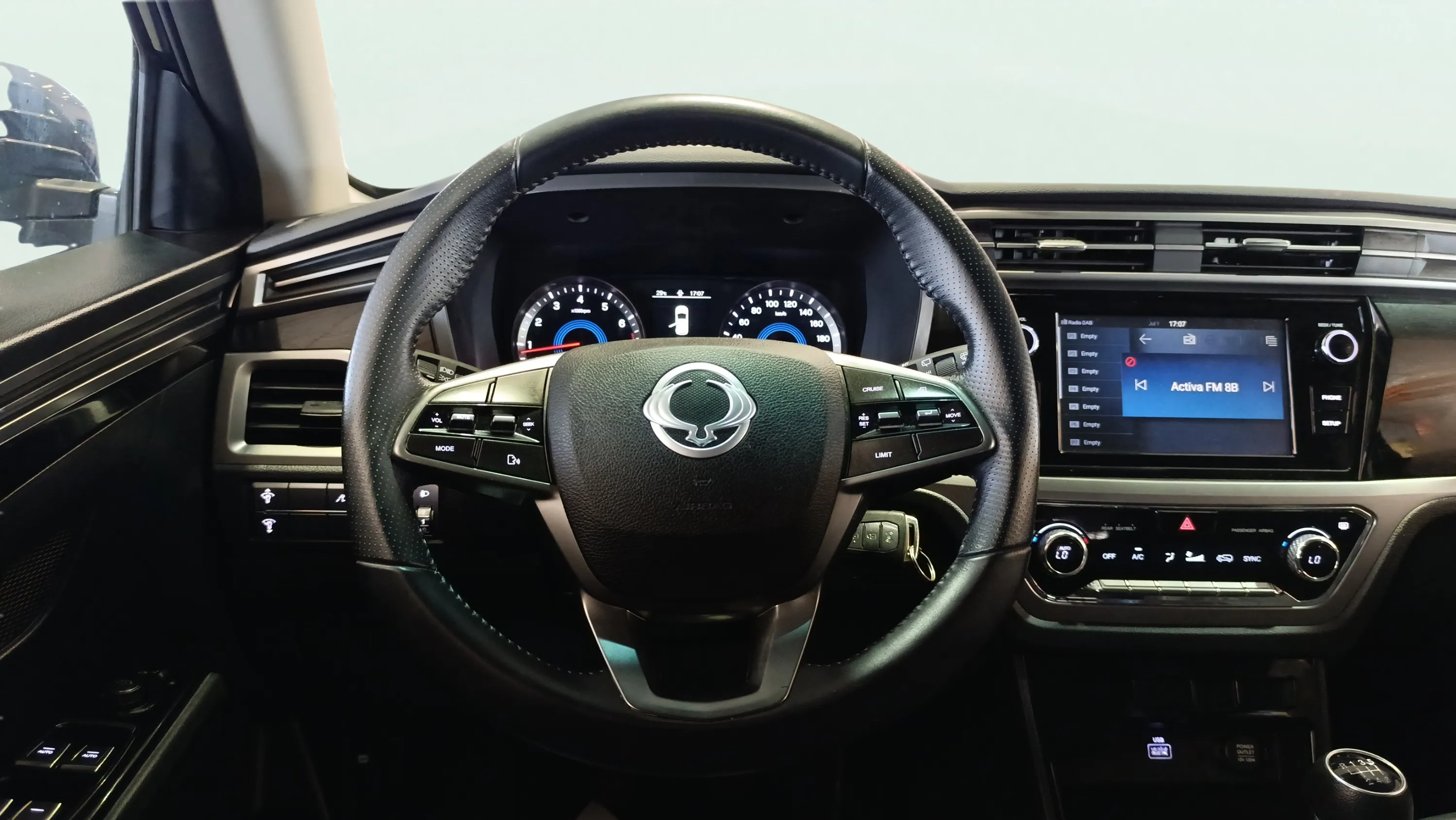 SsangYong Korando G15T LP Limited - foto 10