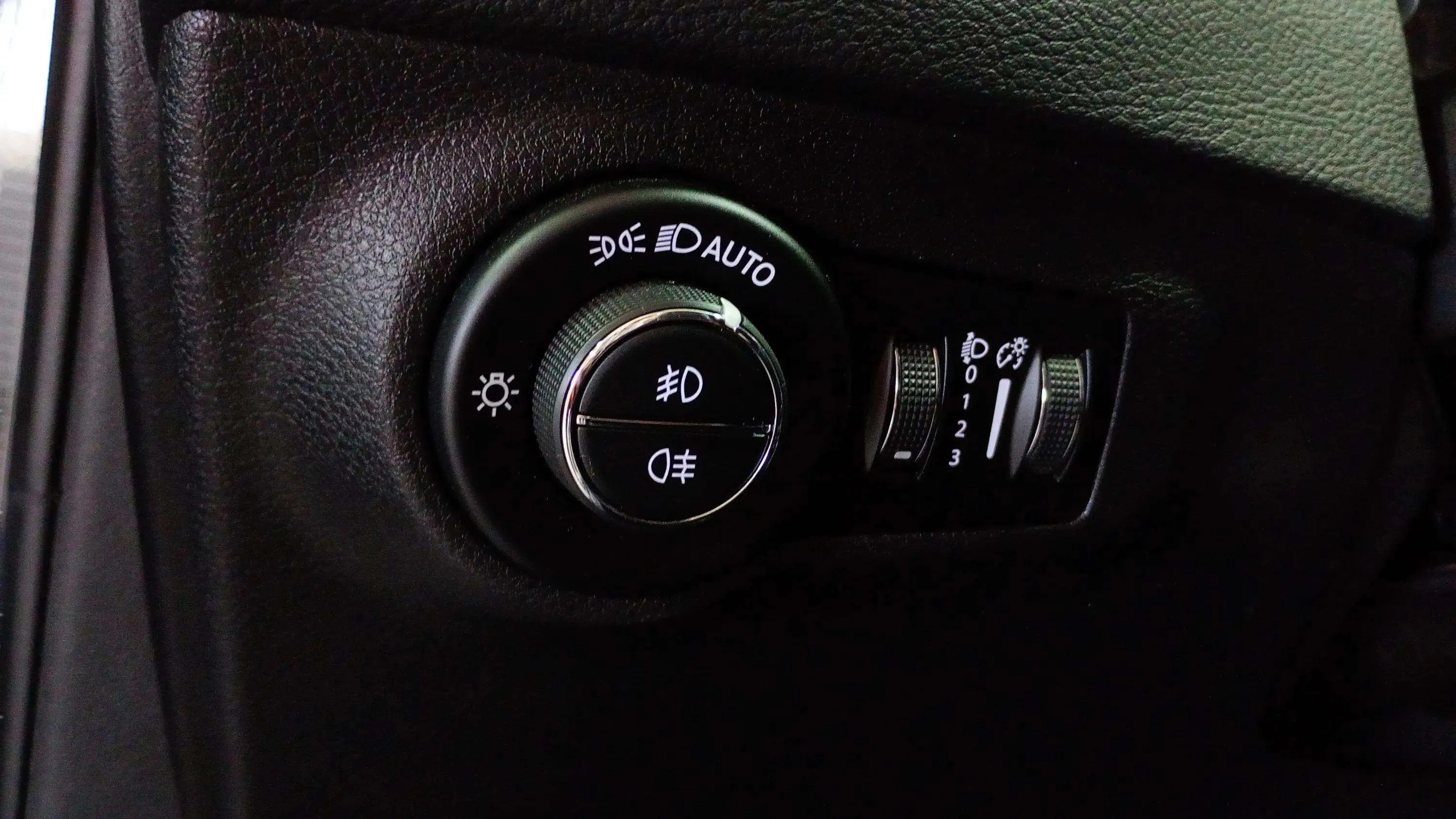Jeep Compass 1.3 Gse Limited Ddct 4x2 - foto 17