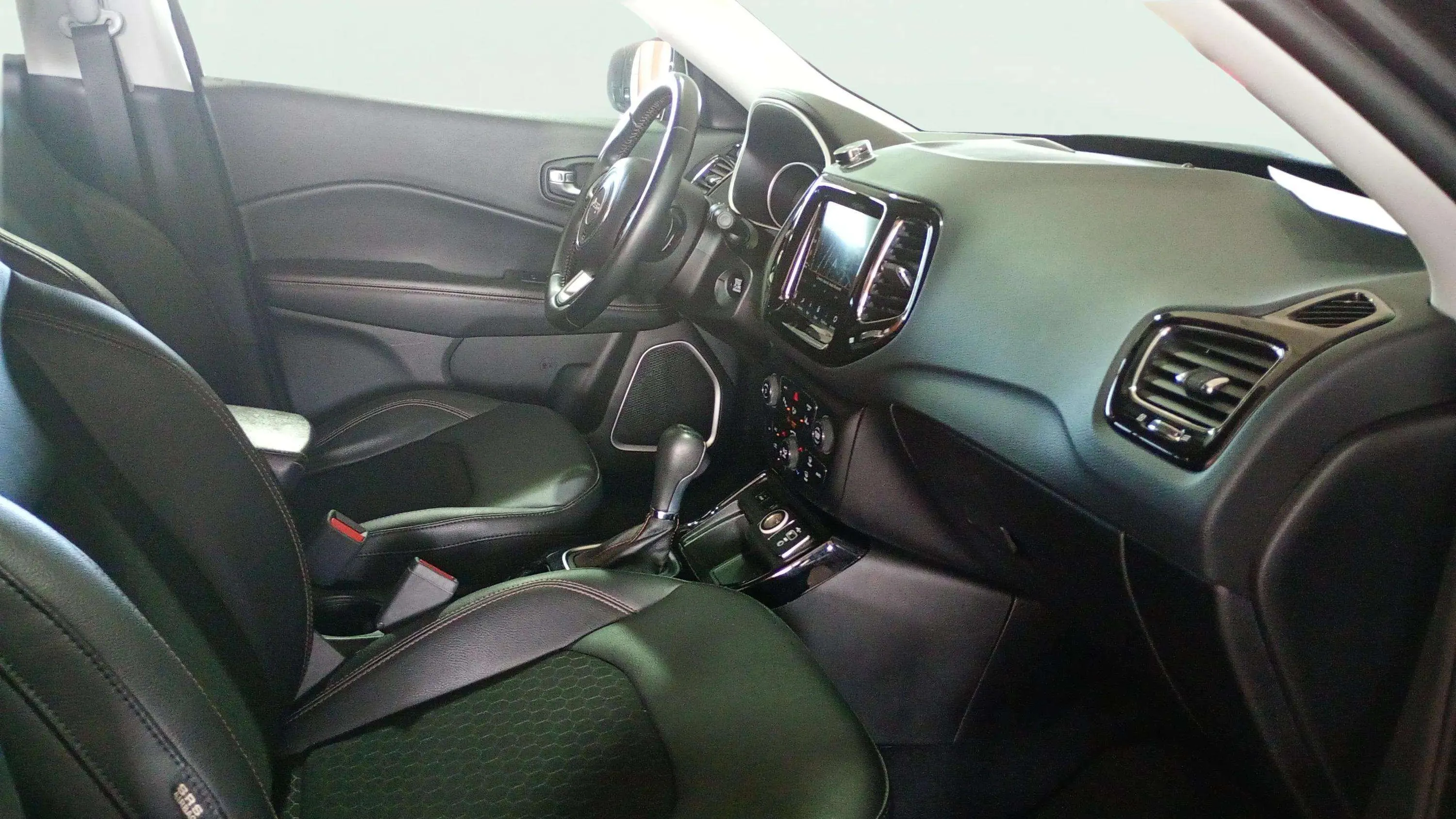 Jeep Compass 1.3 Gse Limited Ddct 4x2 - foto 13