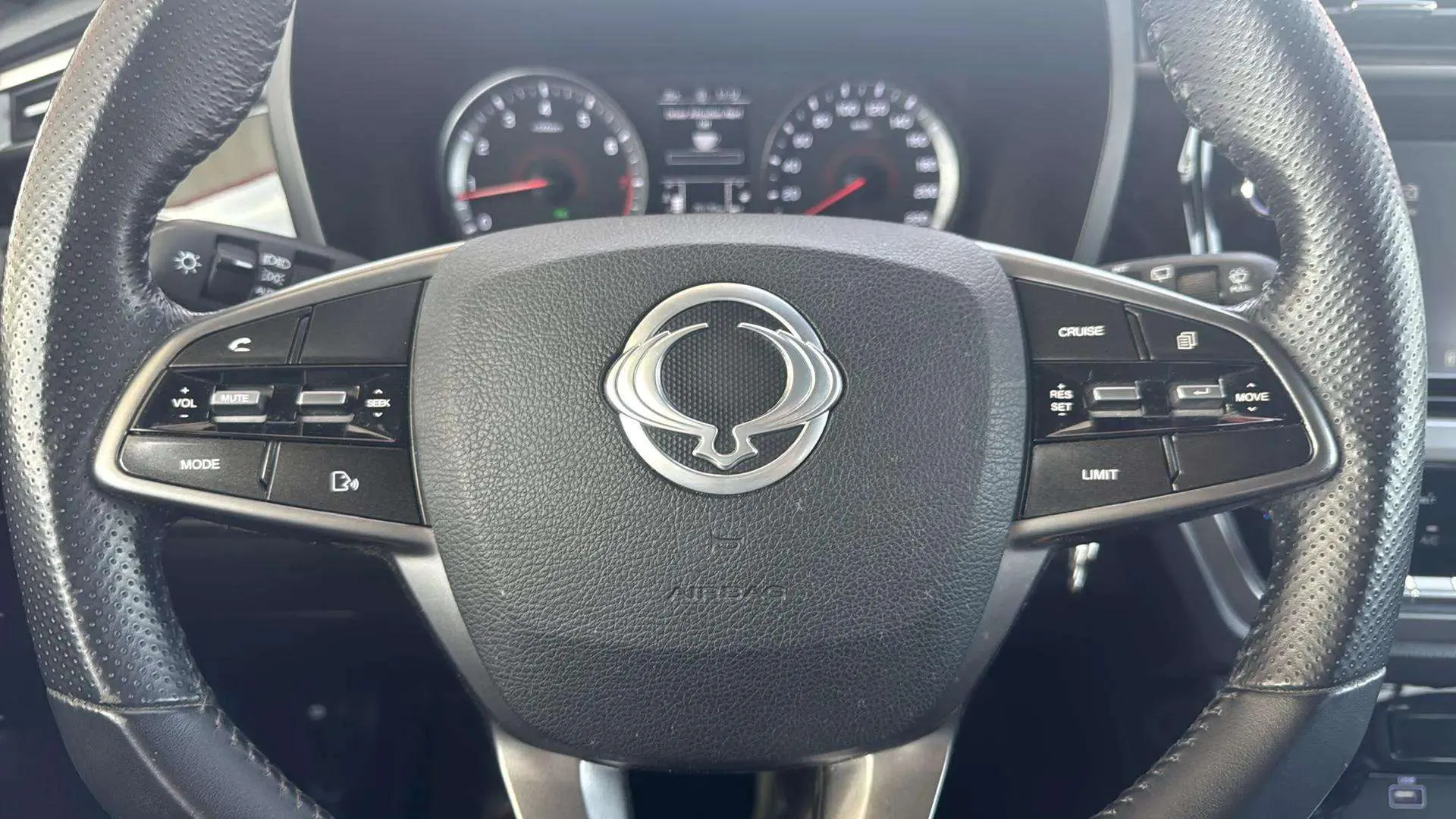SsangYong Korando G15T Urban Plus - foto 14