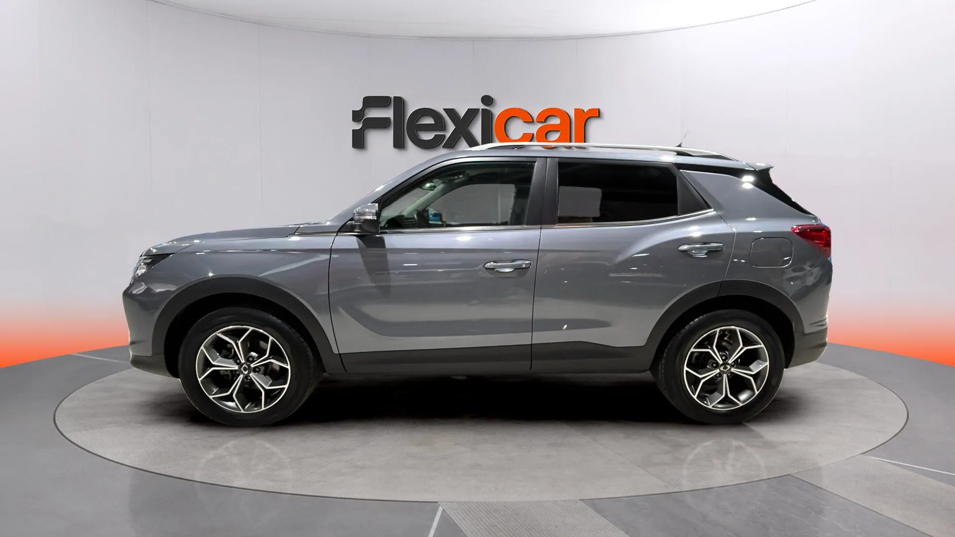SsangYong Korando G15T LP Urban Plus - foto 4