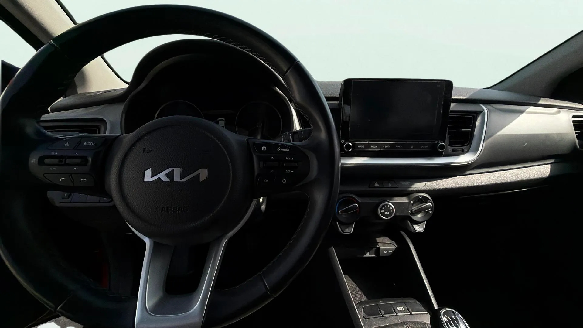 Kia Stonic 1.0 T-GDi MHEV iMT Concept - foto 6