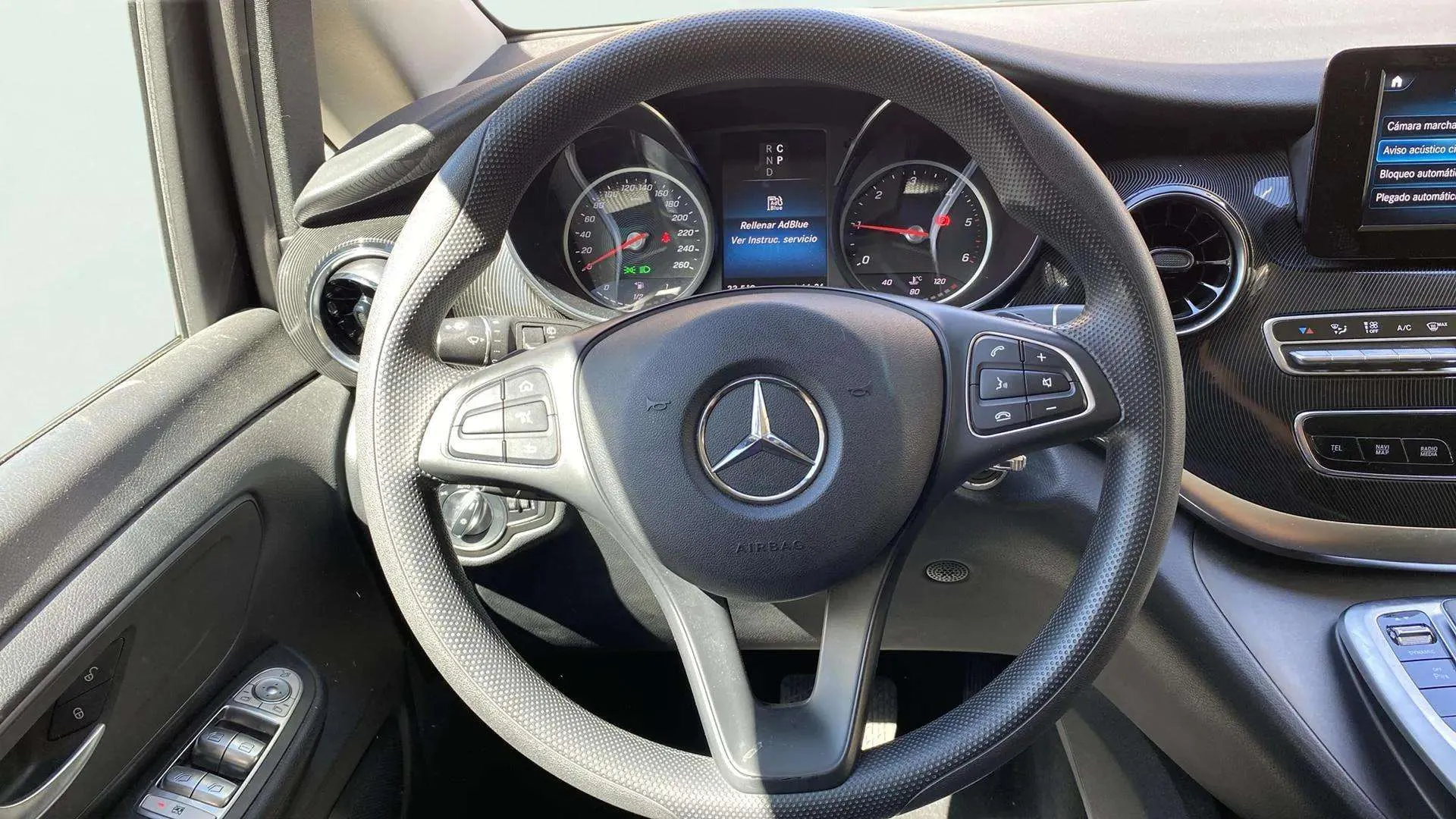 Mercedes-Benz Clase V 220 d Avantgarde Compacto - foto 13