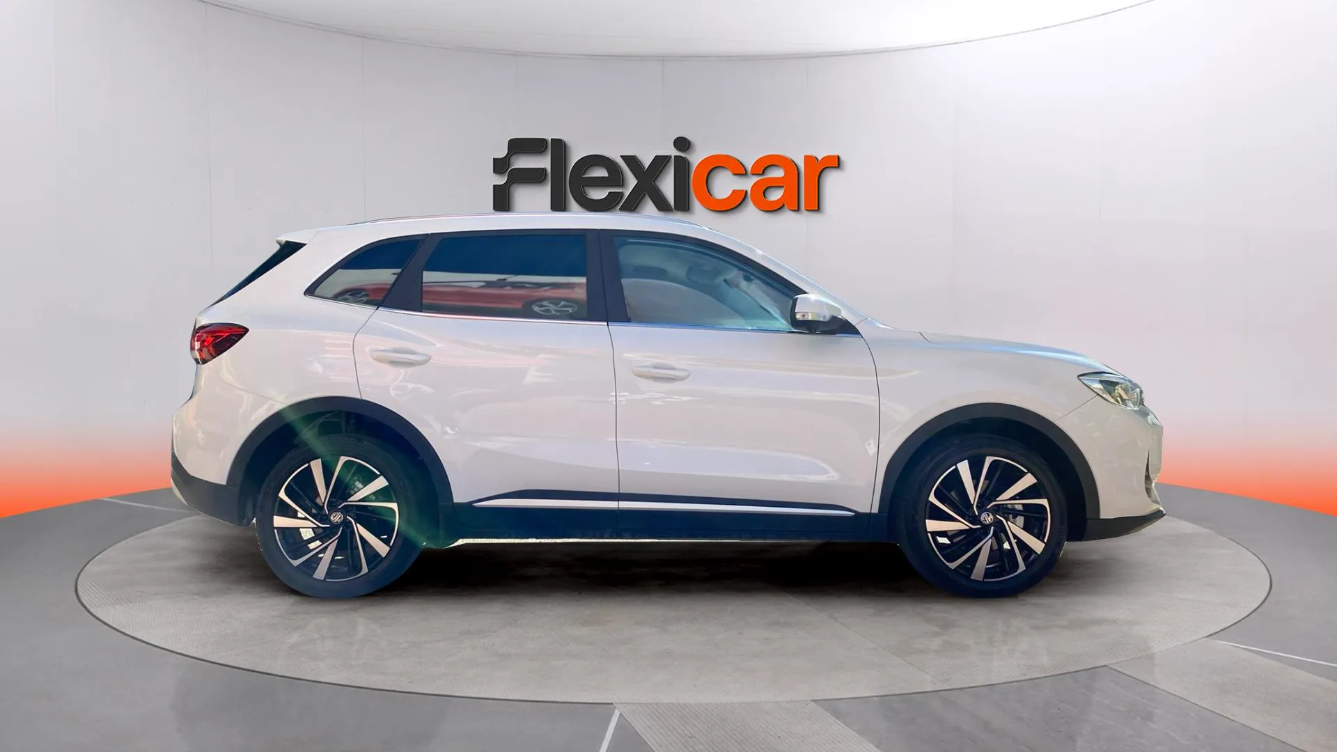 MG ZS Hybrid+ Luxury - foto 2