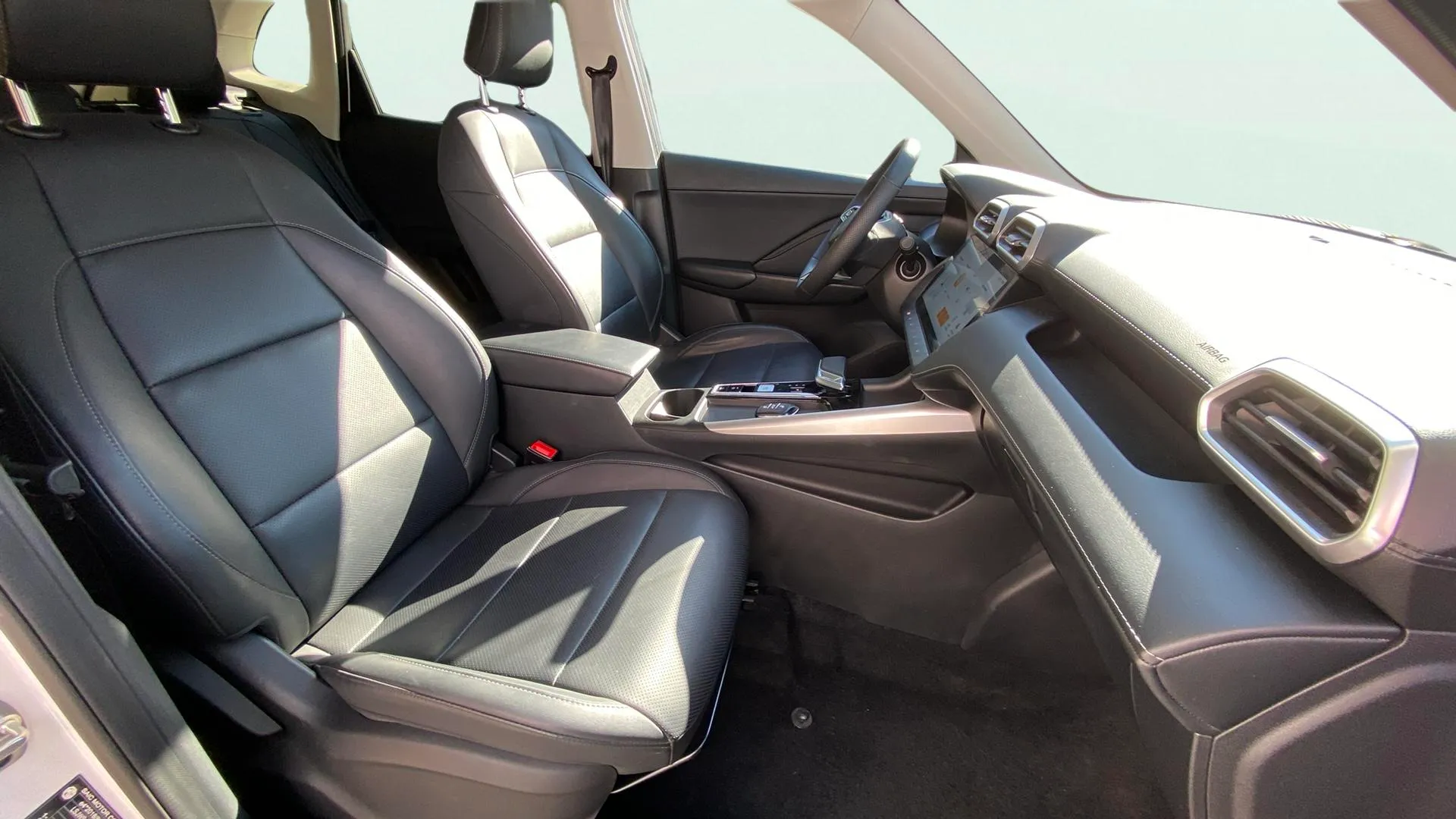 MG ZS Hybrid+ Luxury - foto 13