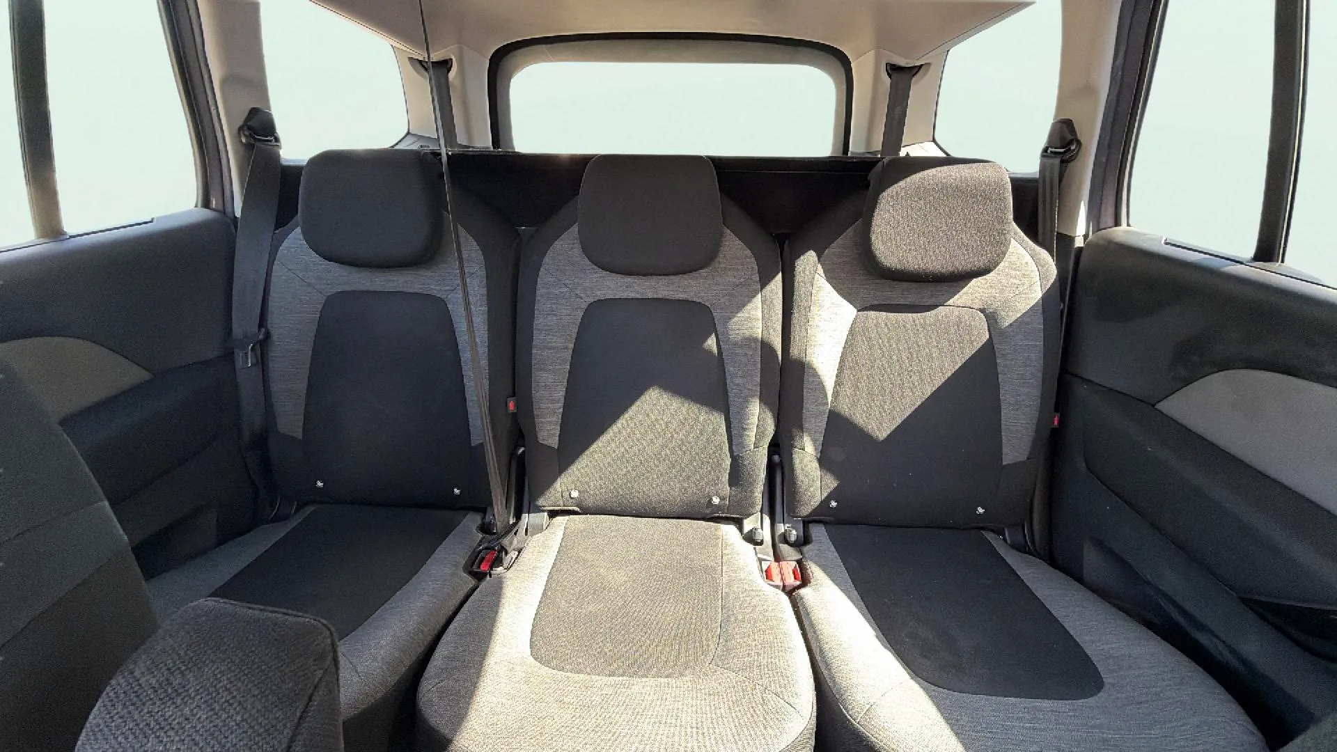 Citroën Grand C4 Picasso PureTech Feel - foto 16
